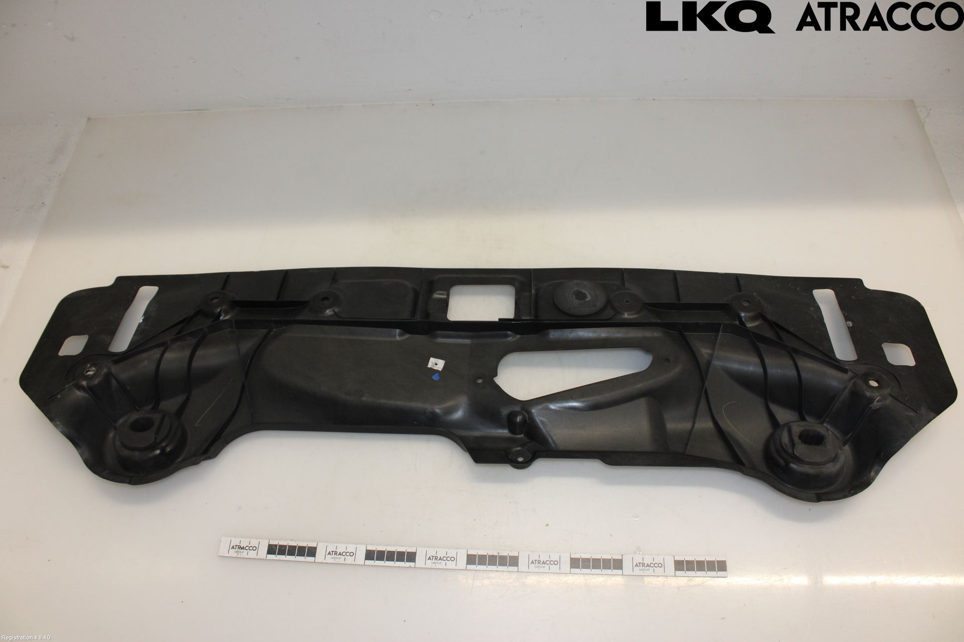 Jaguar XJ X351        10- Täckplast Front