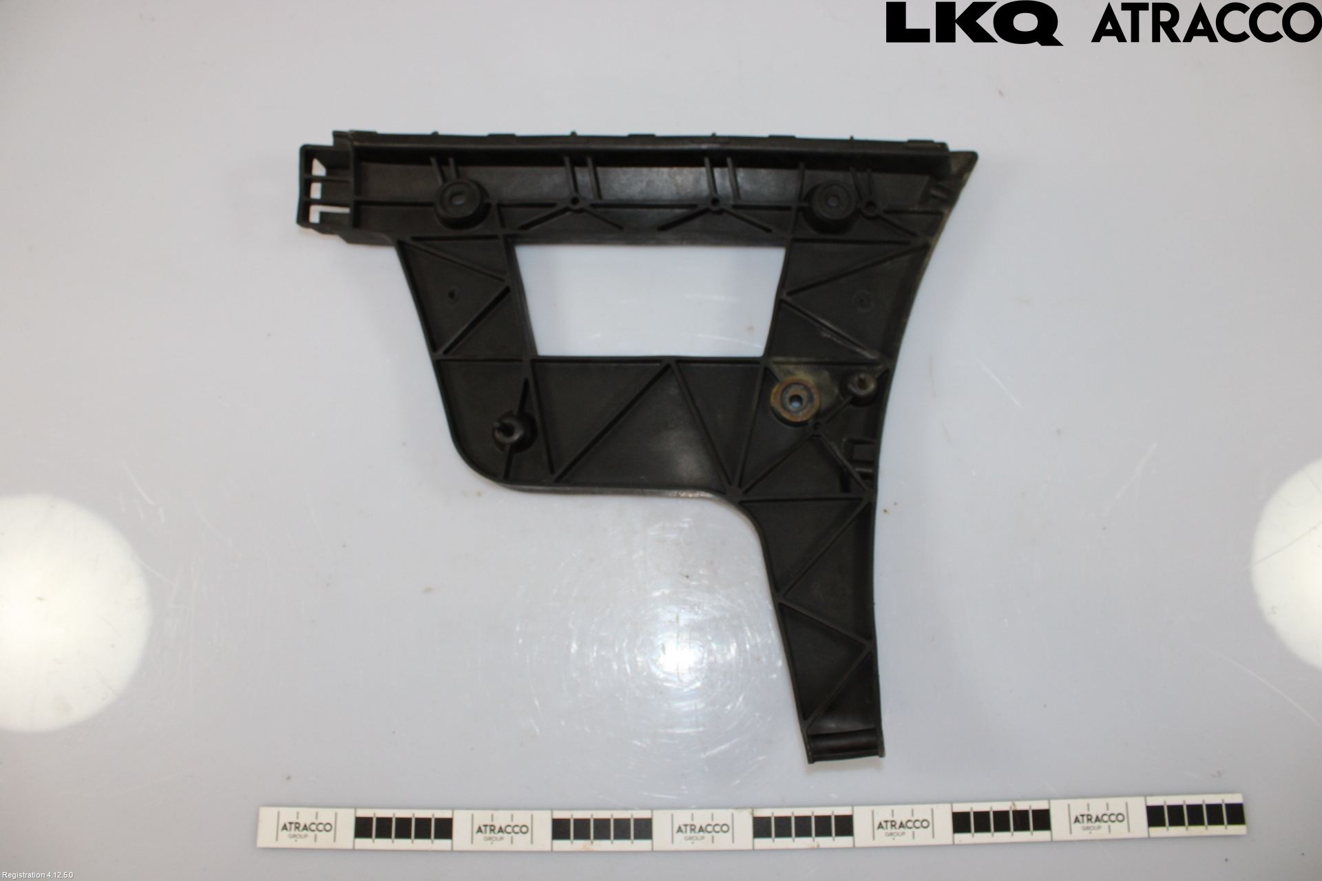 Audi A4/S4 08-11 Stötfångarfäste Bak Vä