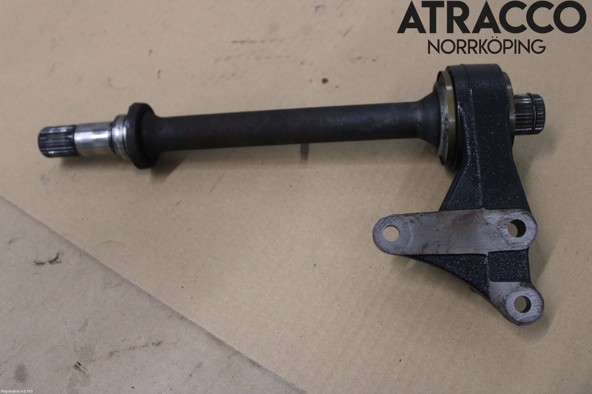 Mazda 323 95-98 Drivaxel Fram Höger
