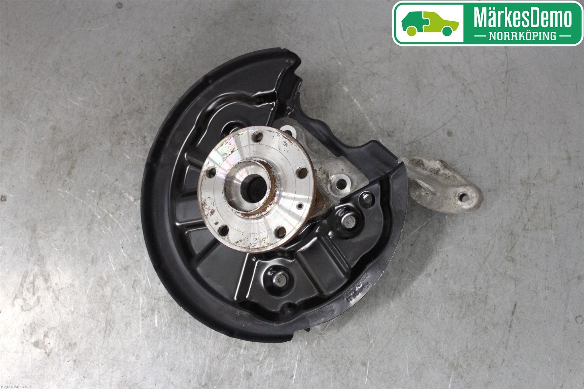 Volkswagen VW TIGUAN ALLSPACE 18- Hjullagerhus-Spindel Hö B