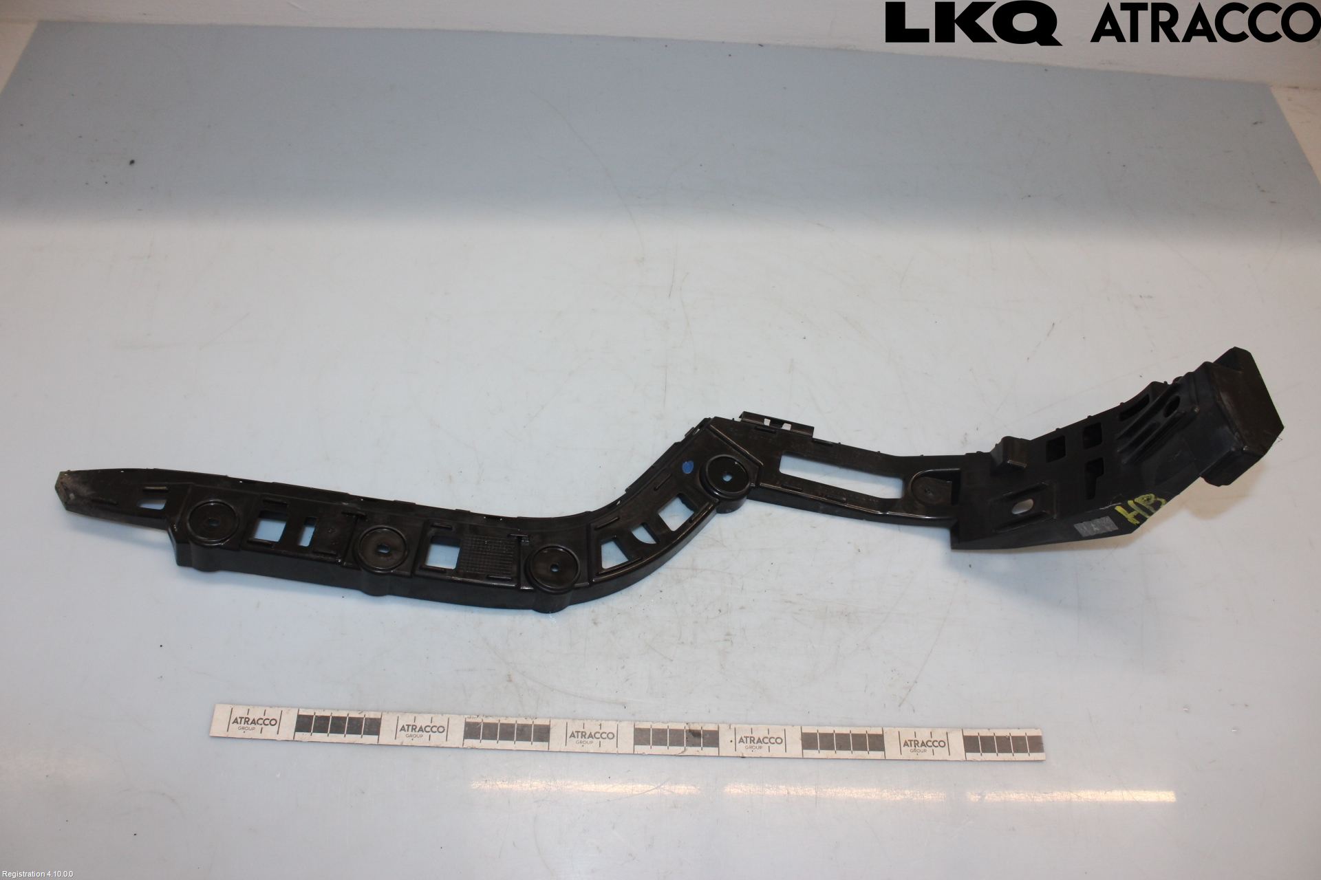 Volkswagen VW PASSAT 11-14 Stötfångarfäste Bak Hö