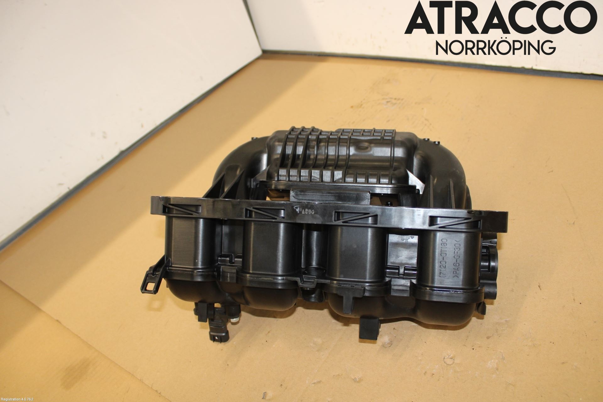 Toyota COROLLA 19- Grenrör Insug