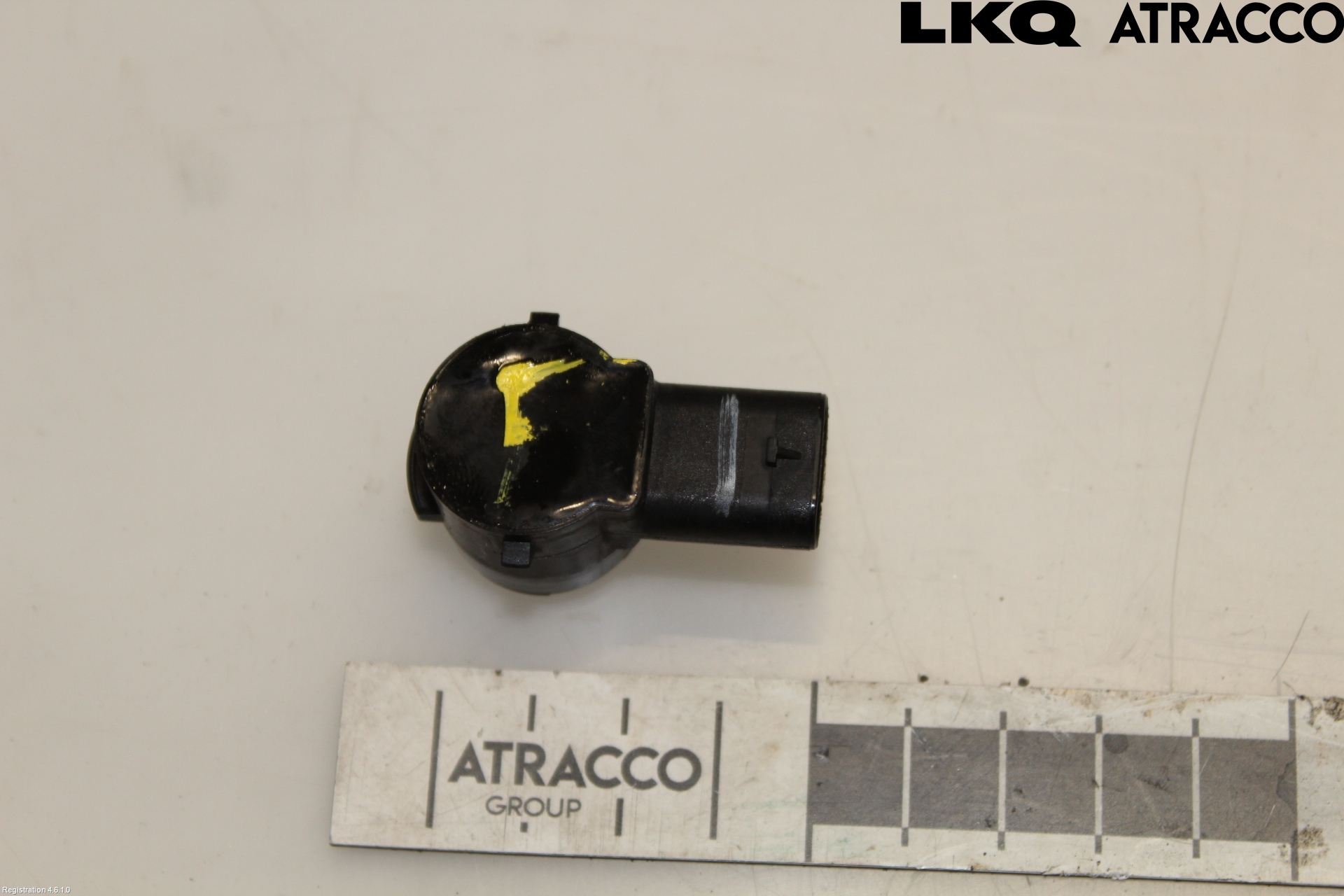 Volkswagen VW PASSAT 15-19 Parkeringshjälp Frontsensor