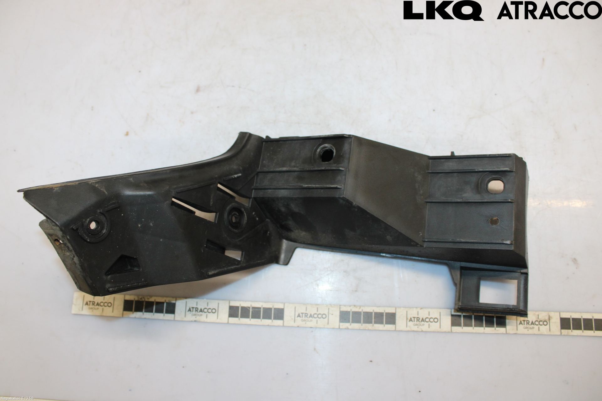 Volkswagen VW POLO 05-09 Stötfångarfäste Bak Hö