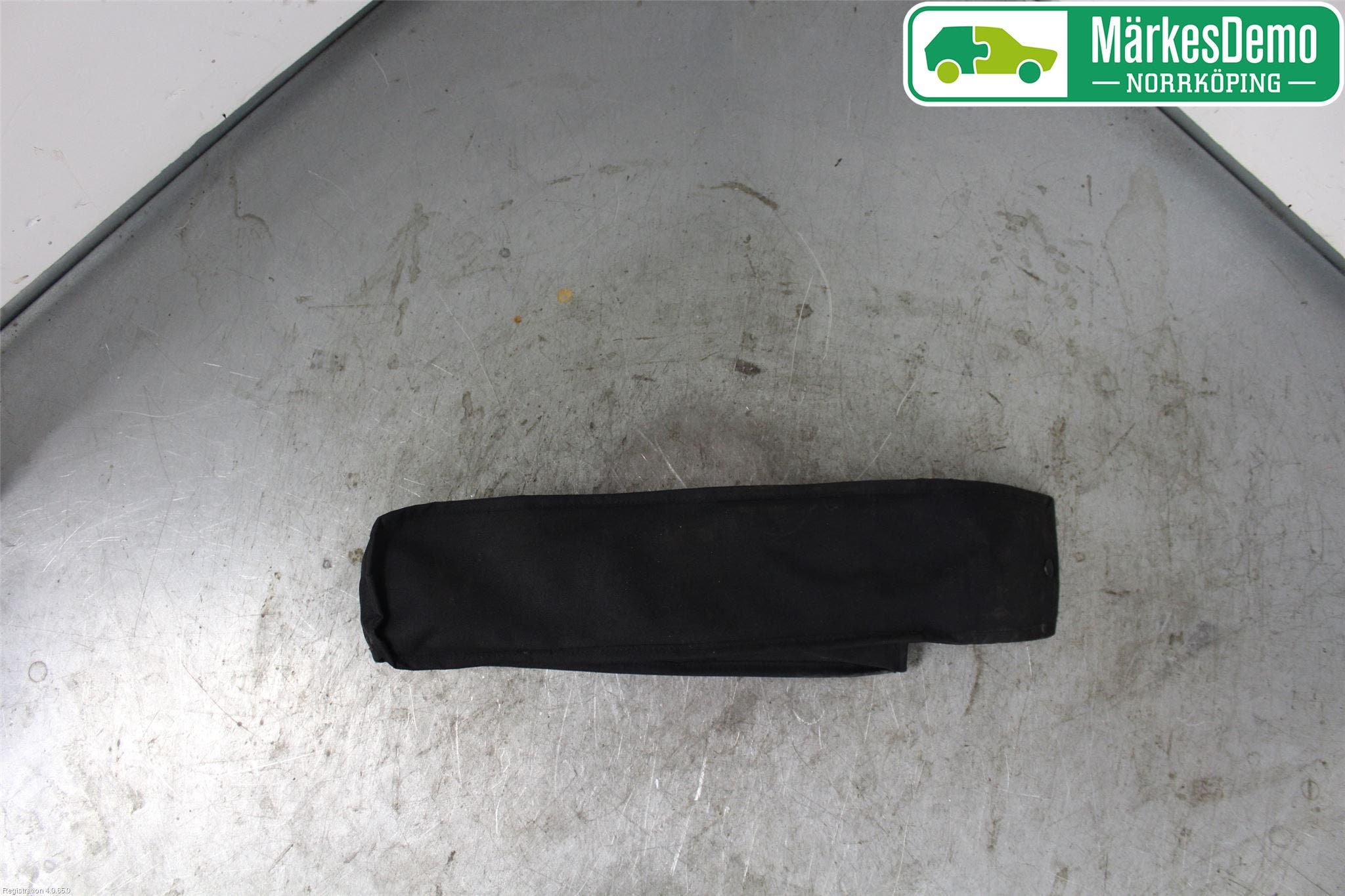 Volkswagen VW GOLF / E-GOLF VII 13-20 Verktygsfack-Förvaring