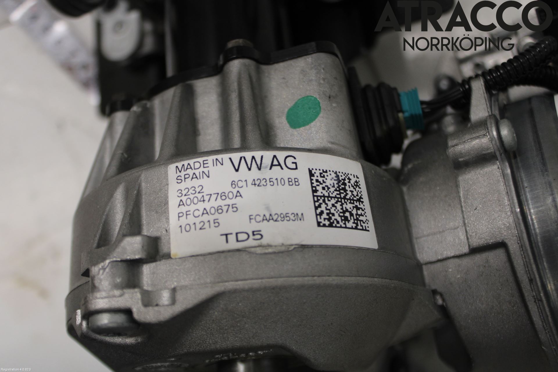 Volkswagen VW POLO 10-17 Rattaxelagg Med Inb Servo