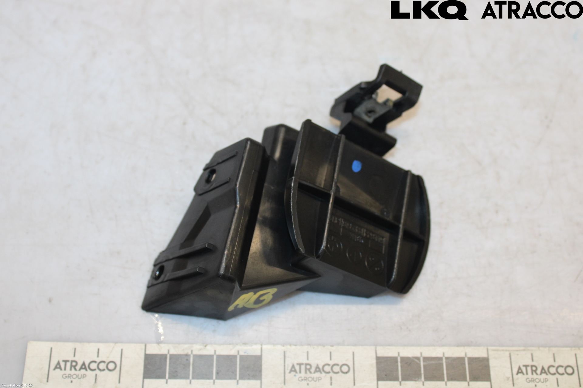 BMW 3 E46      98-05 Stötfångarfäste Bak Hö