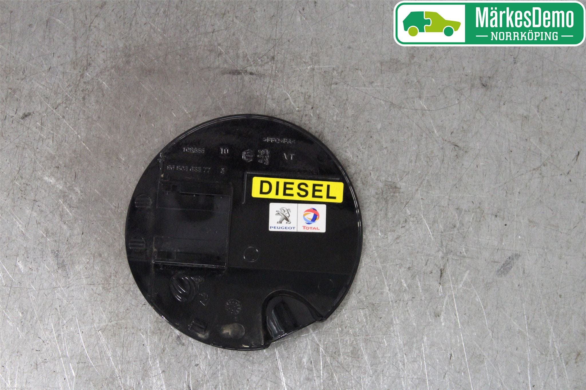 Peugeot 308 08-13 Tanklucka