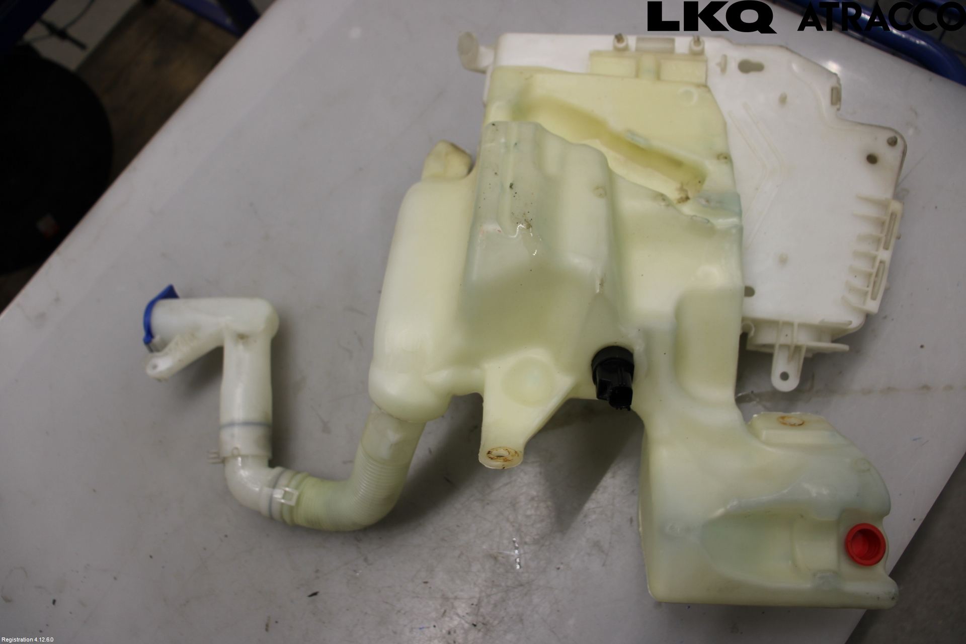 Ford MONDEO 07-15 Spolartank Vindruta-Strål