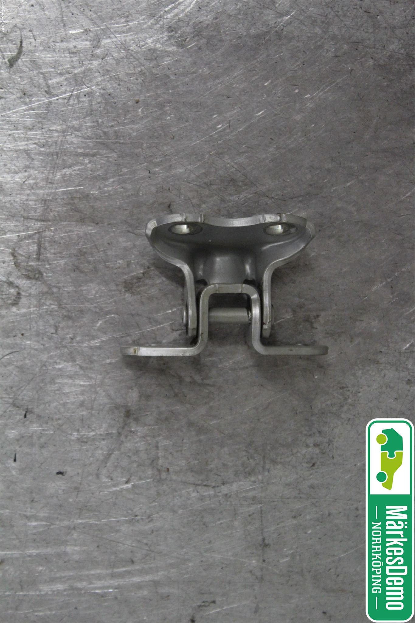 Toyota AYGO 15-21 Dörrgångjärn