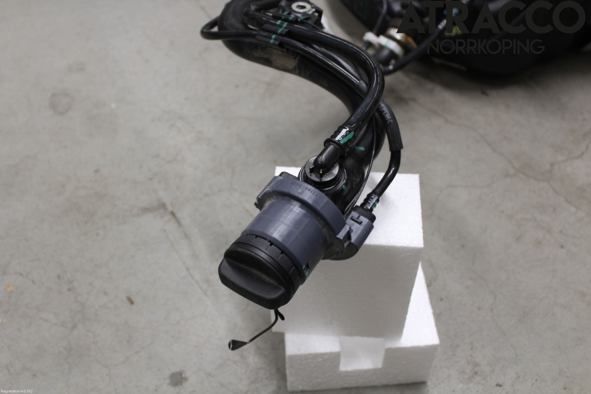 Toyota C-HR 16-23 Bränsletank Insprutning