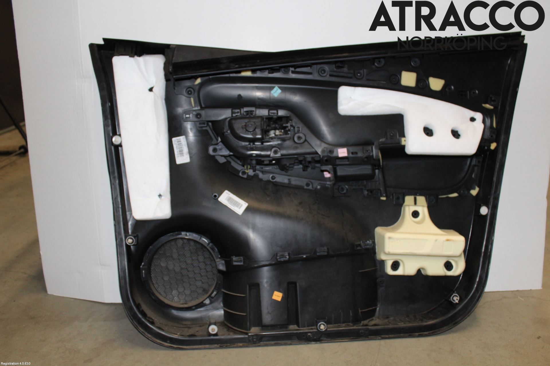 Toyota YARIS XP130 15-20 Dörrklädsel Vä