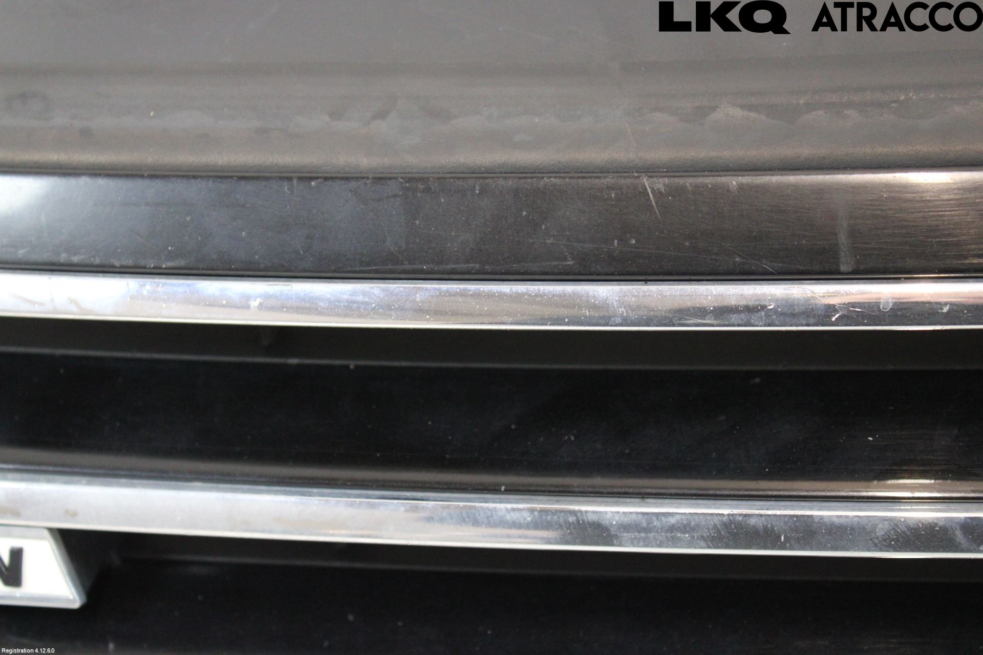 Volkswagen VW PASSAT 15-19 Grill Komp