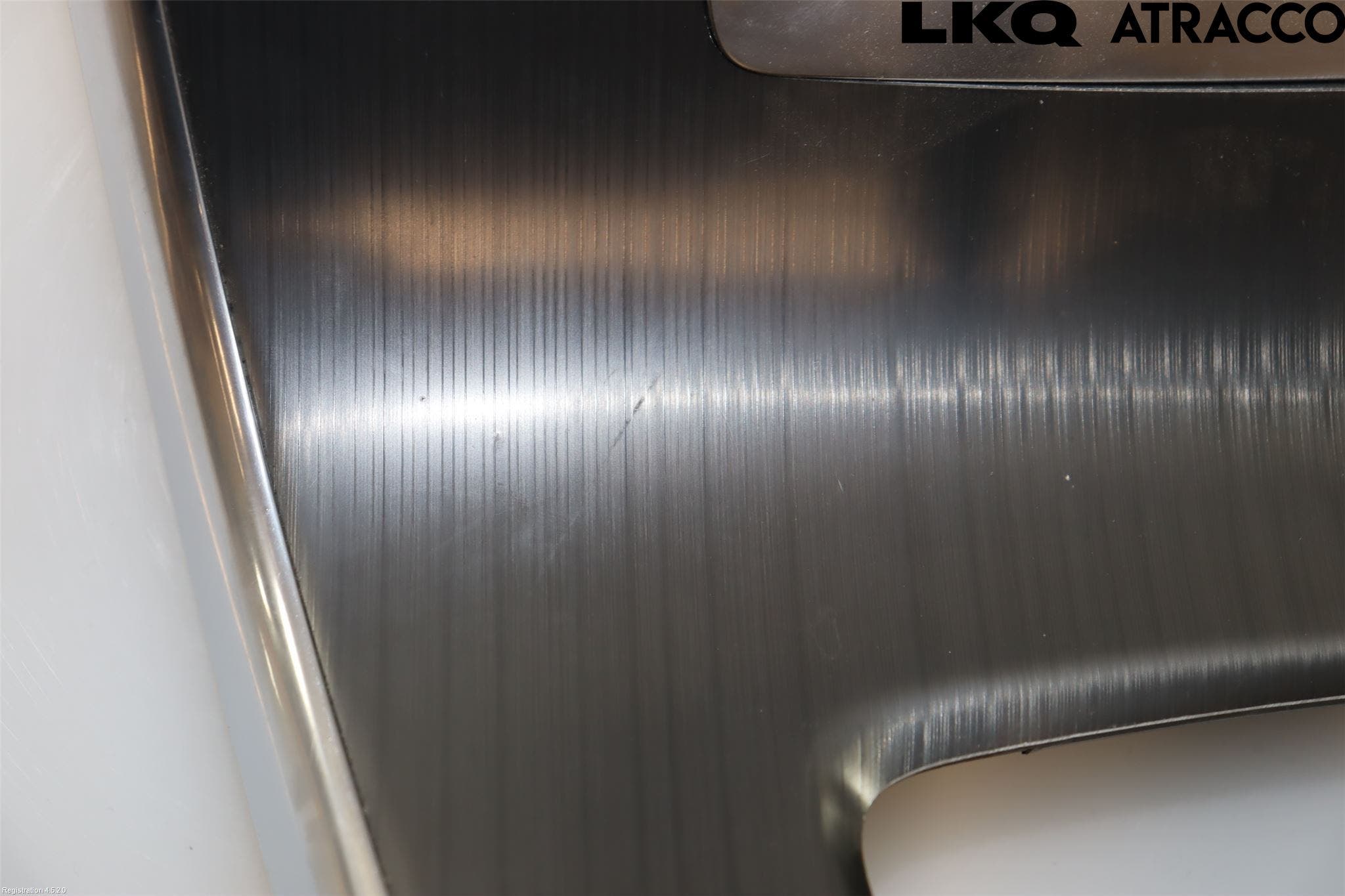 Volvo S60 05-10 Instrument-Radio Sarg