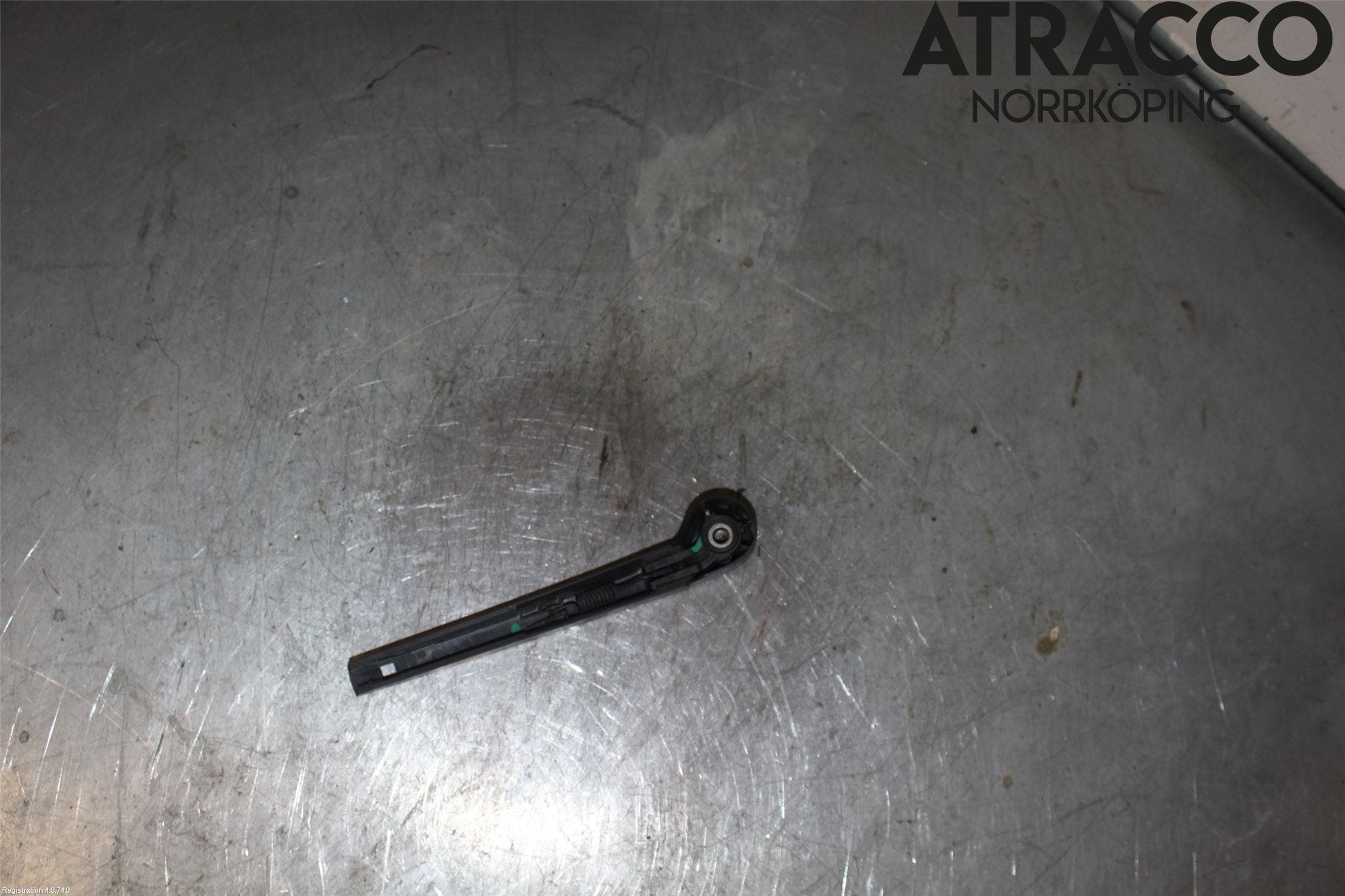 Volkswagen VW T-CROSS 19- Torkararm-Bakruta