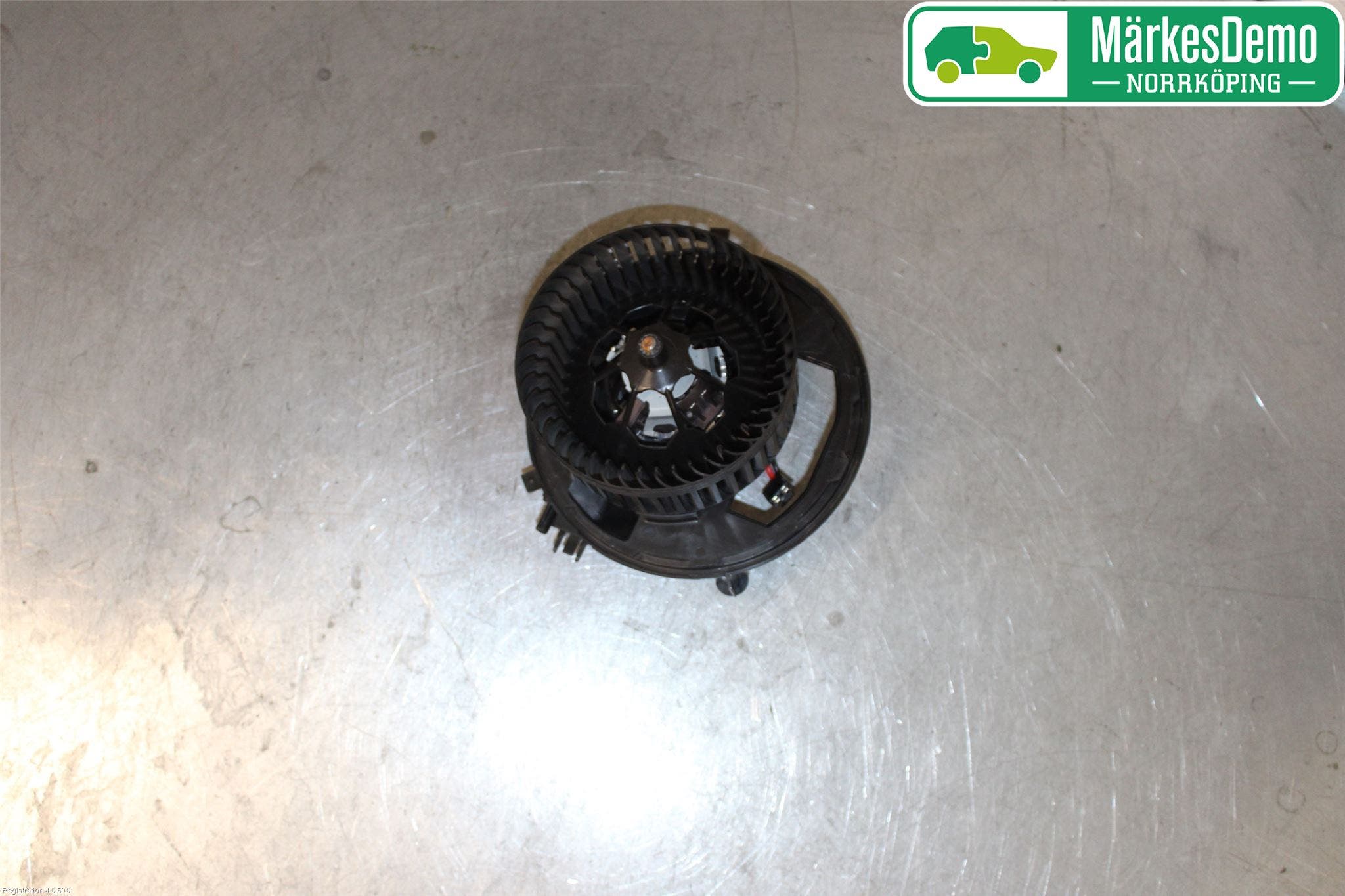 Volkswagen VW PASSAT 15-19 Värmefläkt