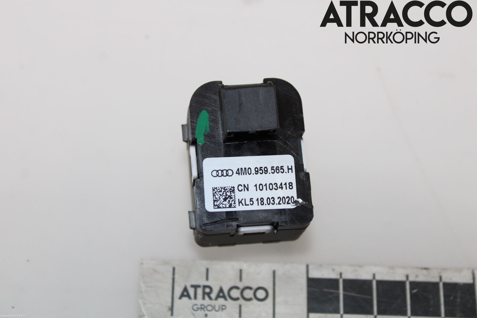 Audi A4/S4 B9 20- Strömställare Spegel