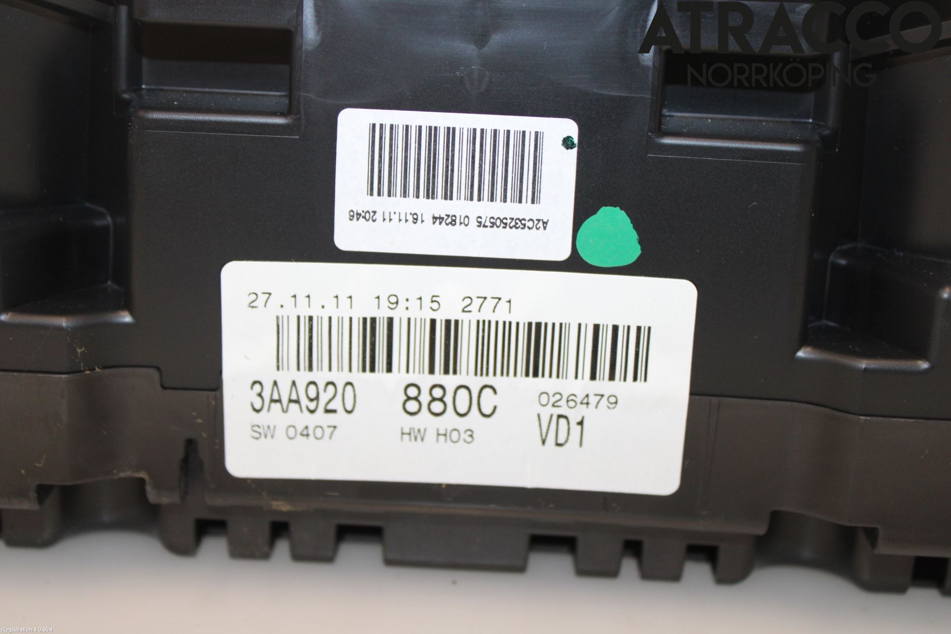 Volkswagen VW PASSAT 11-14 Instrument Komb