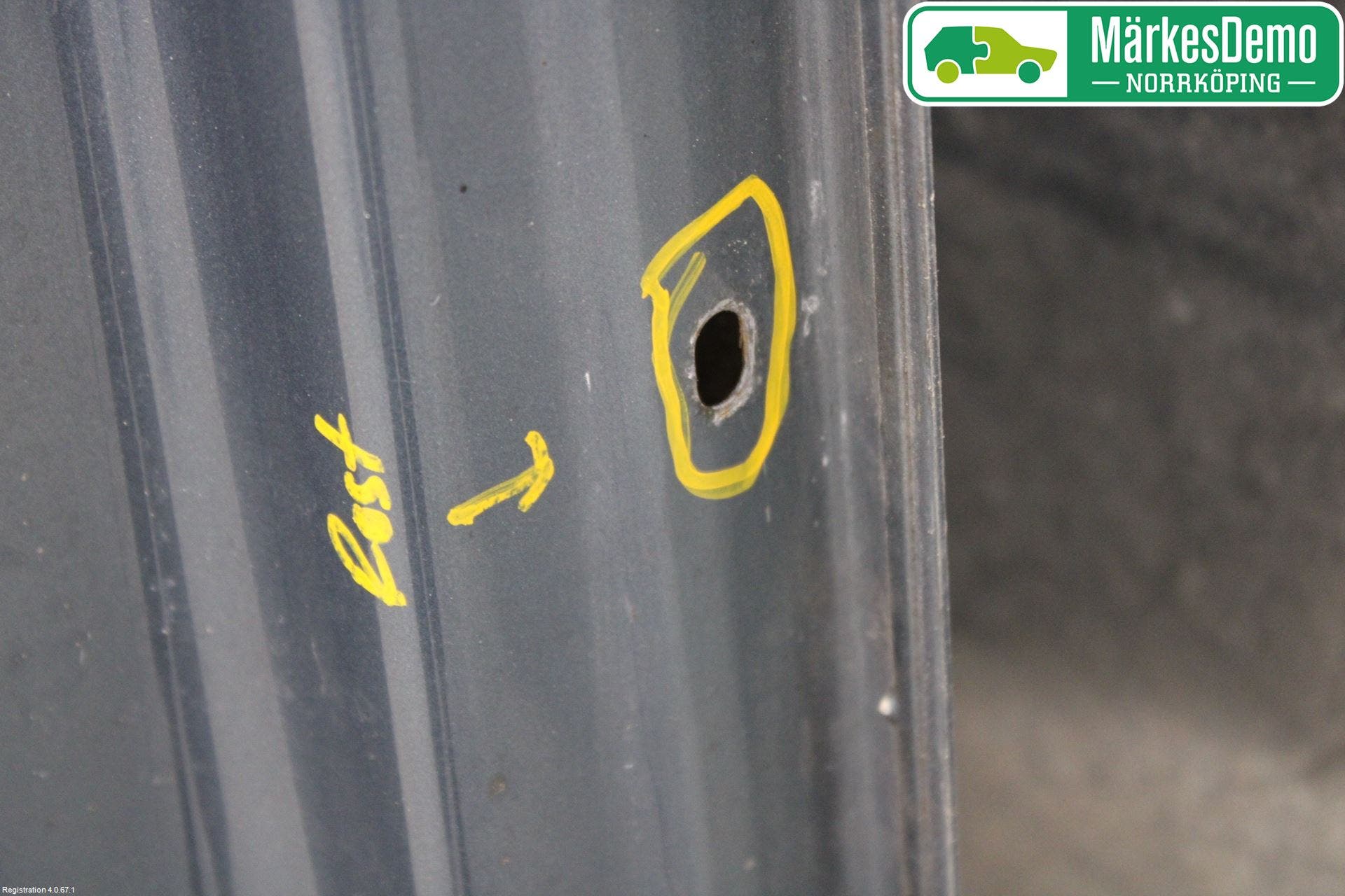 Seat LEON 06-12 Dörr Bak Höger