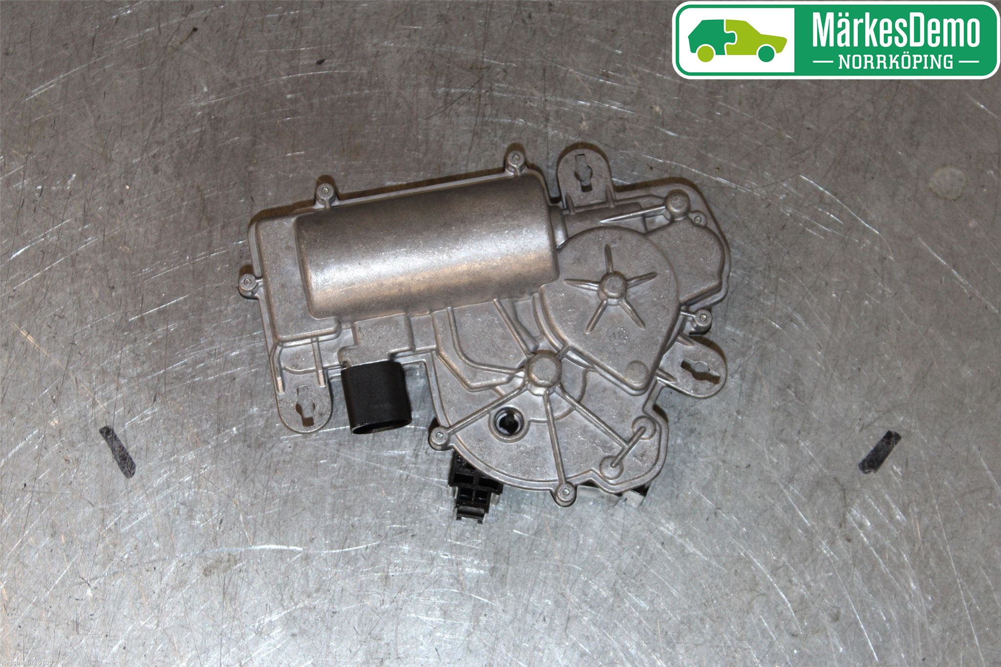 Audi A4/S4 B9 16-19 Bakluckeöppnare Automatisk