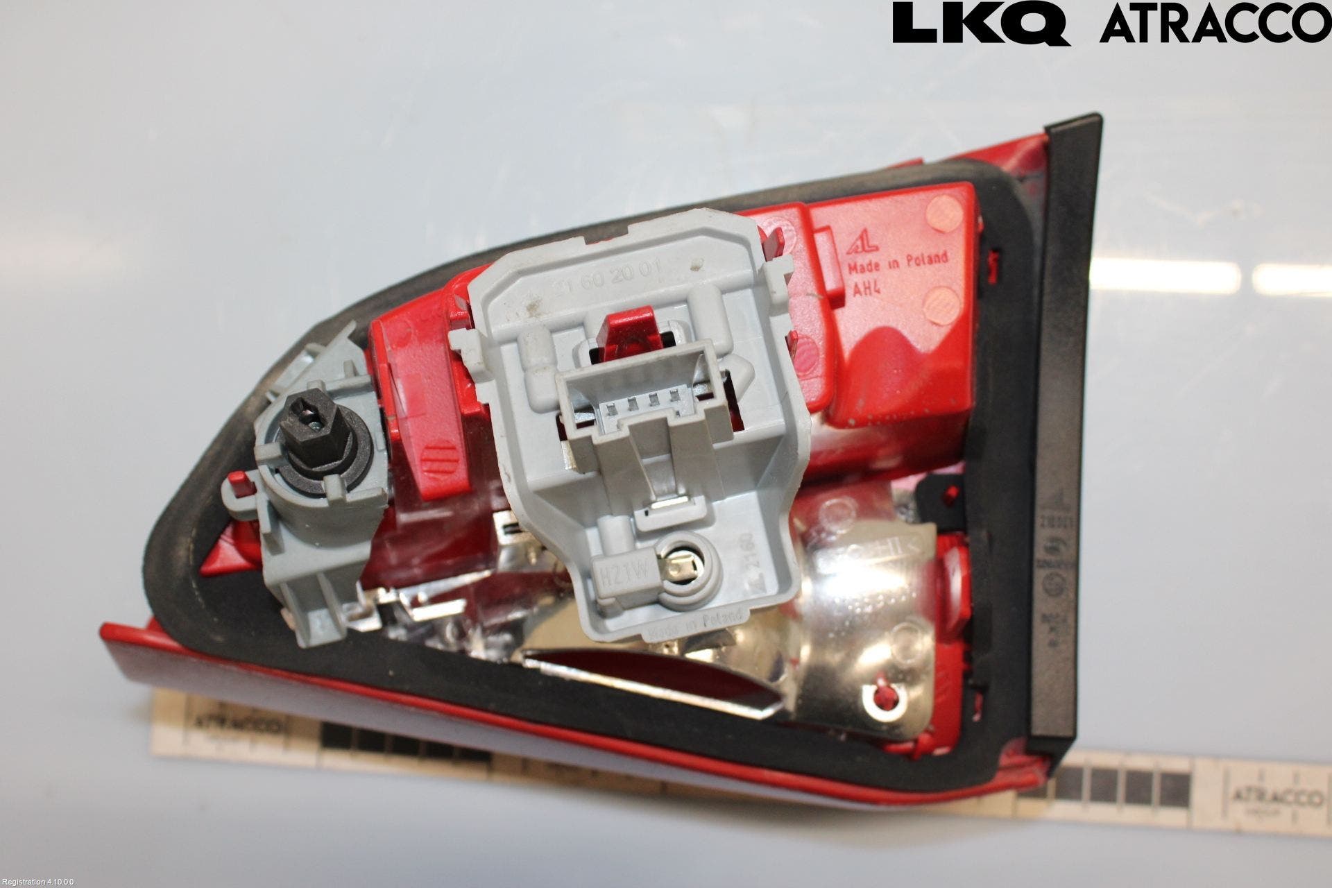 Audi A4 ALLROAD 09-16 Bakljus Lucka Vä