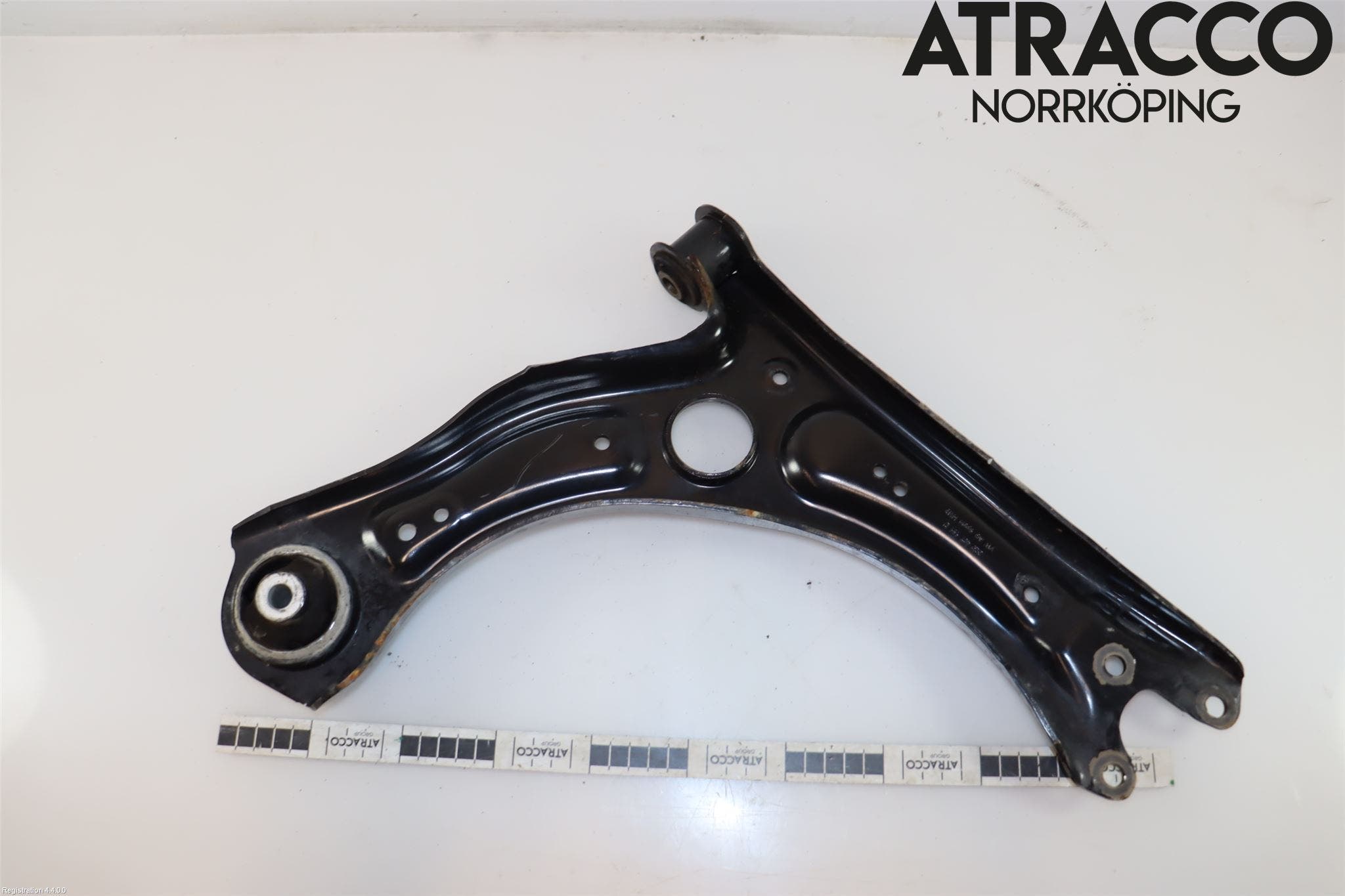 Seat ARONA Bärarm Fram Undre Vä