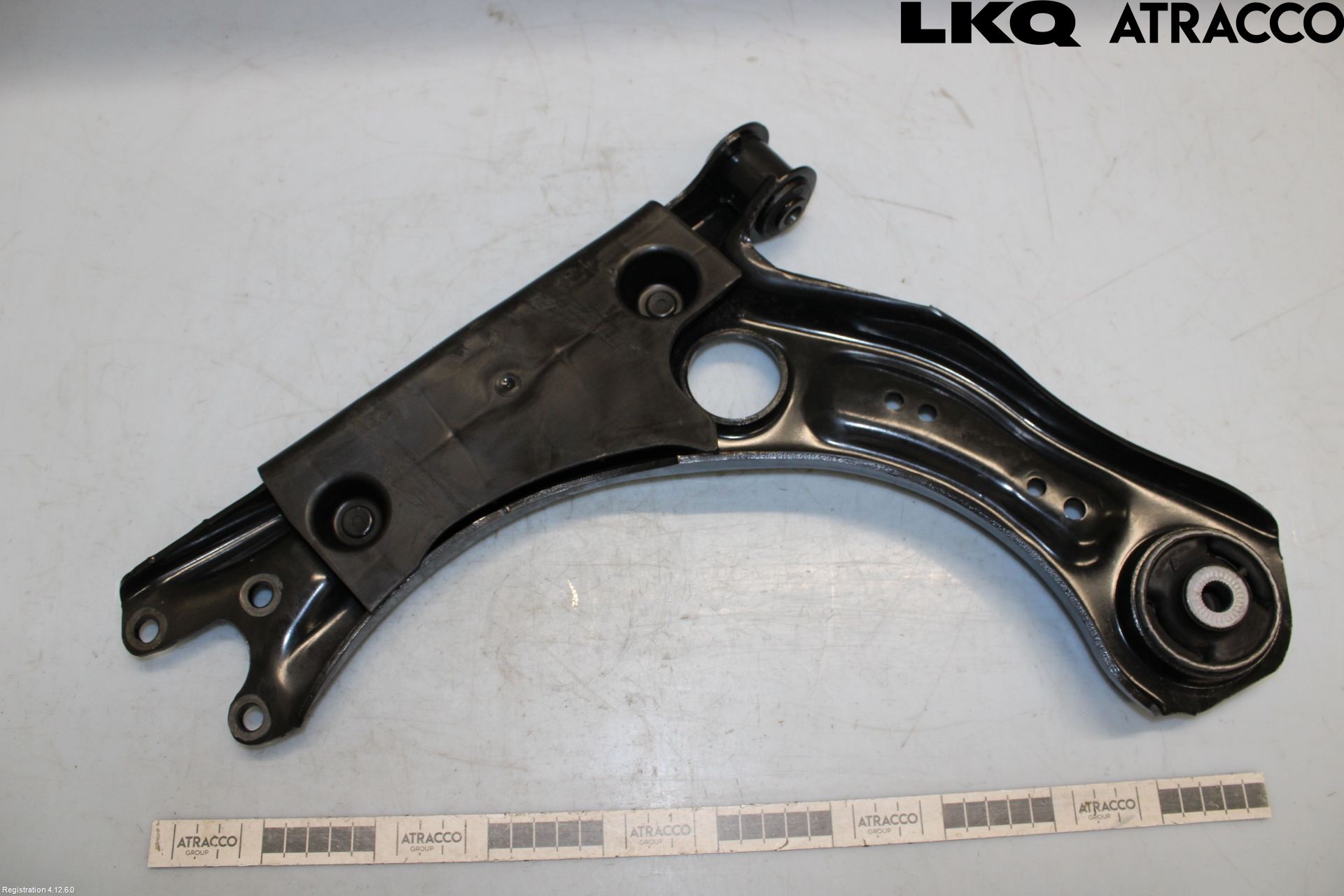 Seat ARONA Bärarm Fram Undre Hö