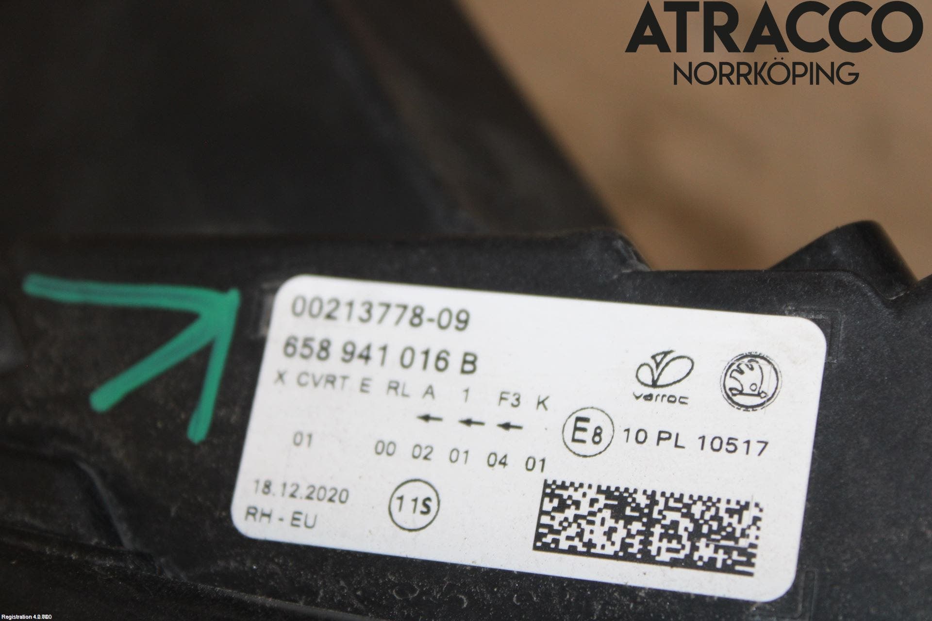 Skoda KAMIQ 20- Strålkastare Höger