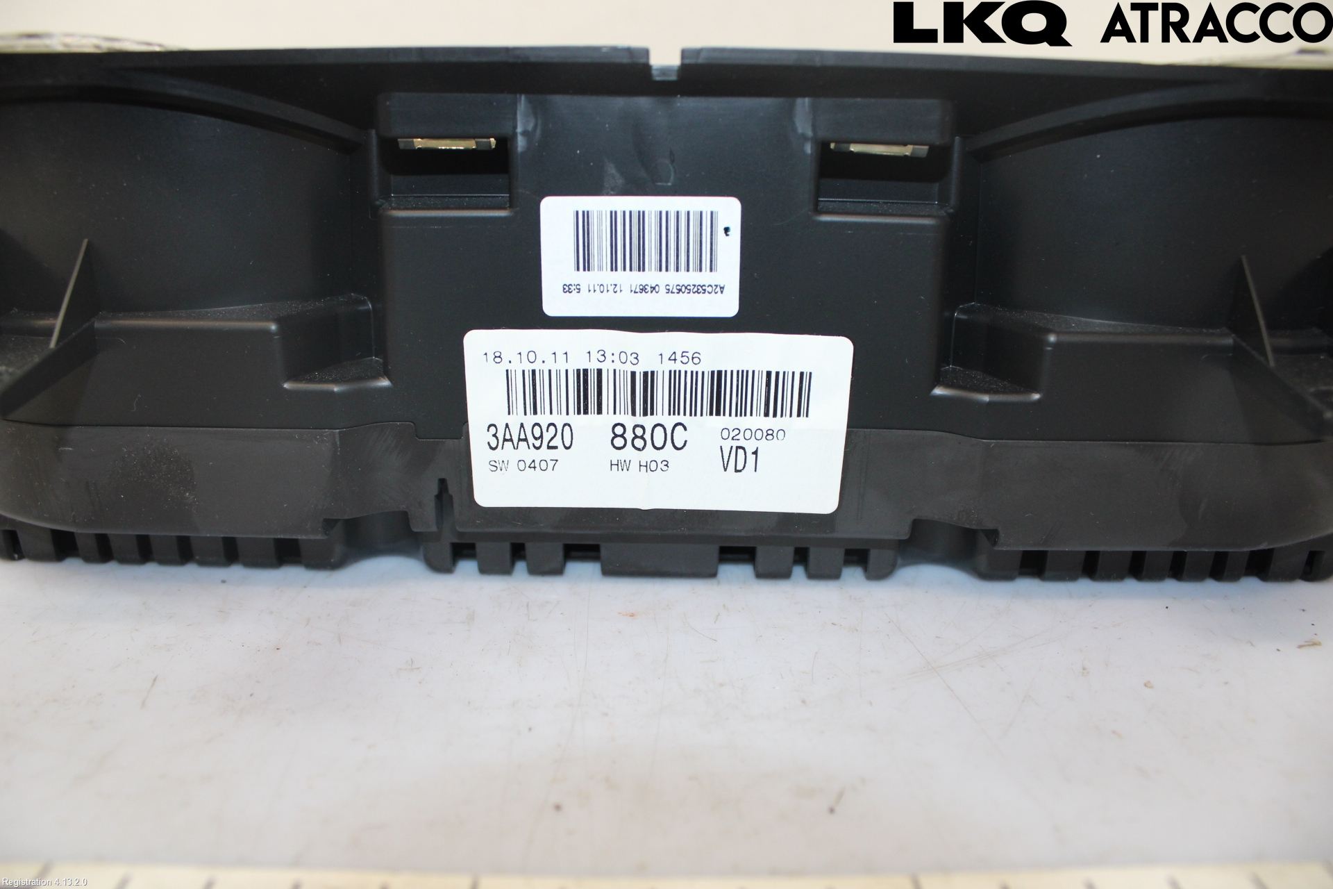 Volkswagen VW PASSAT 11-14 Instrument Komb