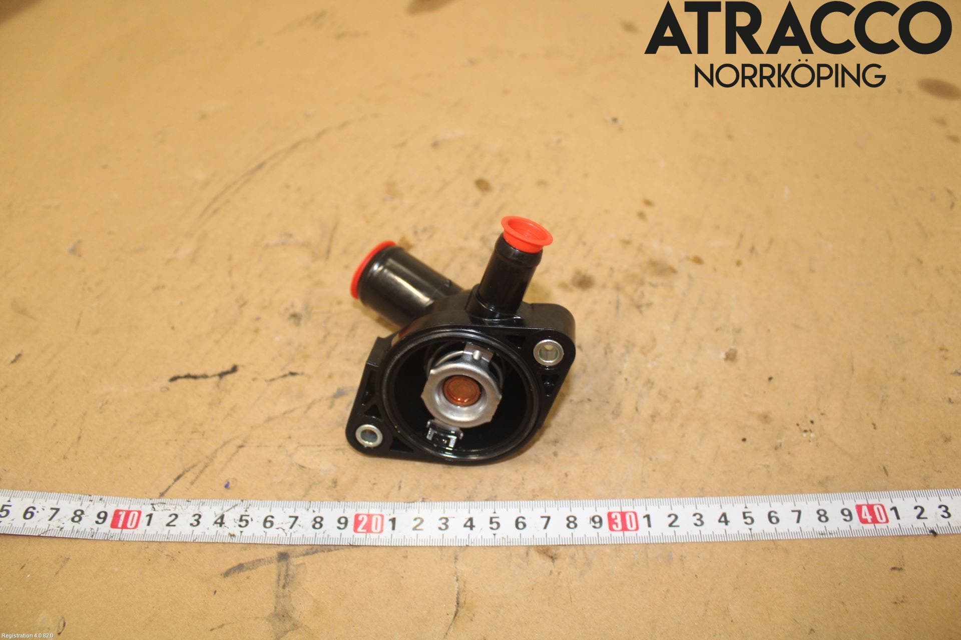 Toyota YARIS XP21 20- Termostathus-Lock