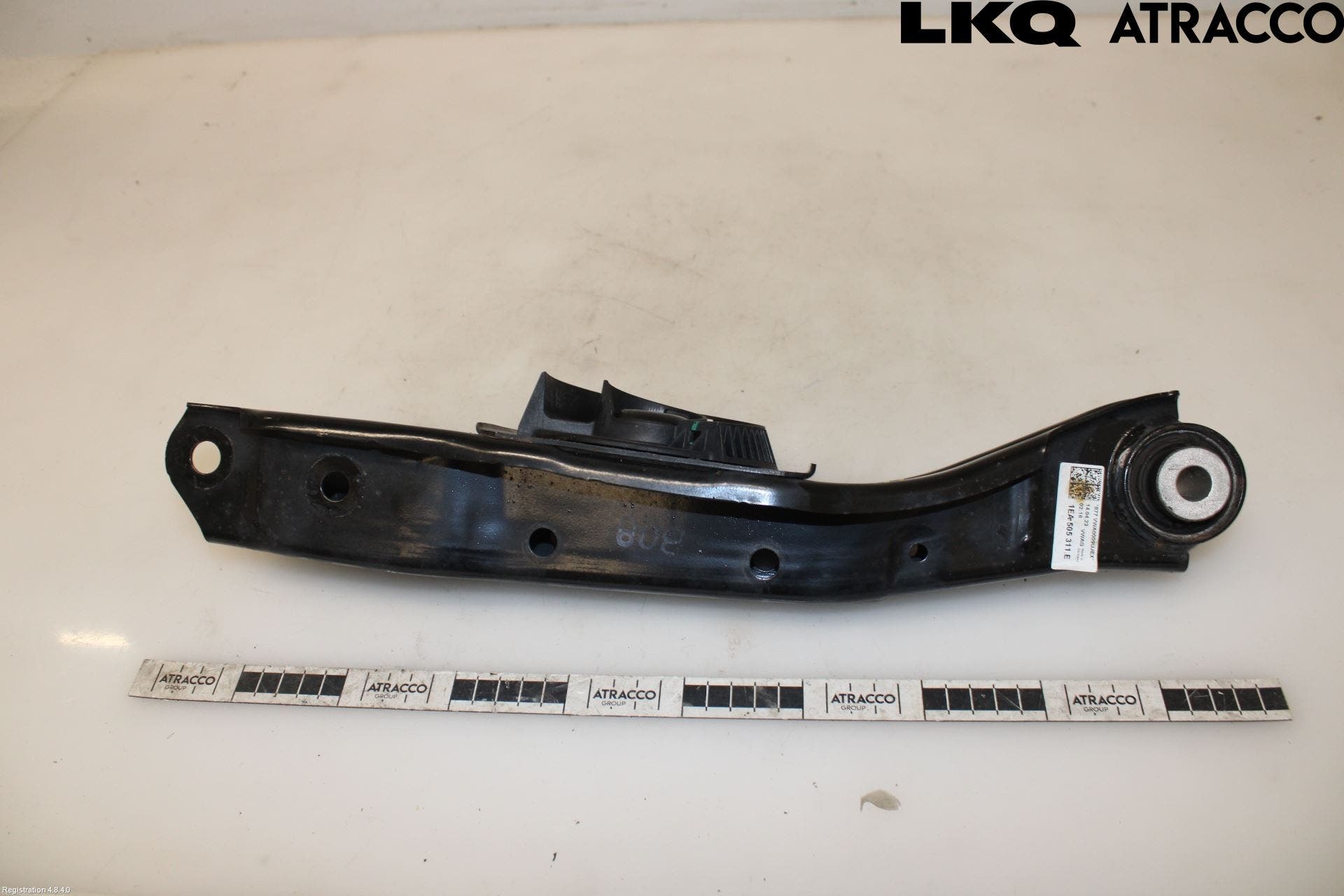 Skoda ENYAQ iV 21- Bärarm Bak Höger