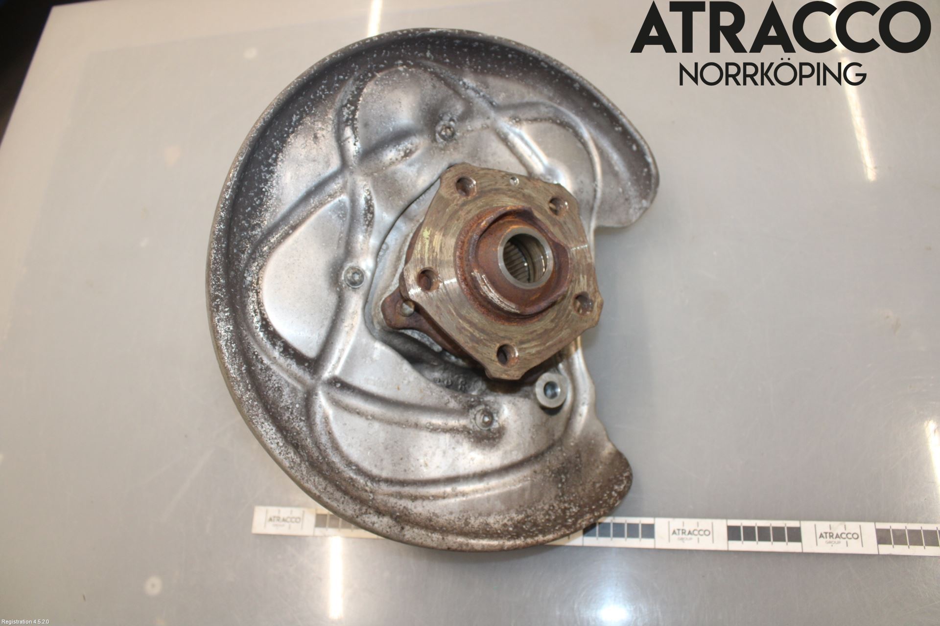 Audi Q5/SQ5 17- Hjullagerhus-Spindel Hö B