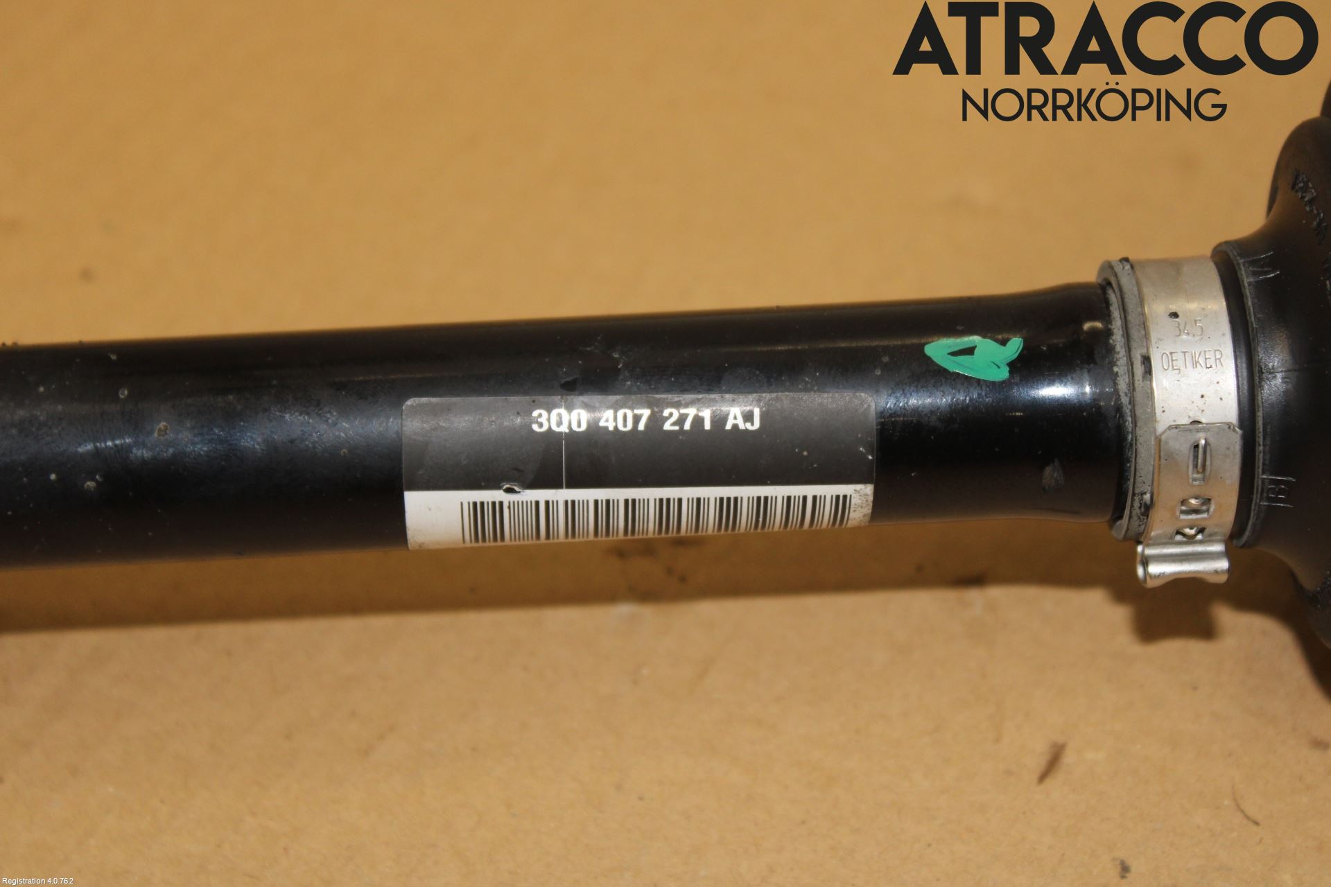 Volkswagen VW PASSAT 15-19 Drivaxel Fram Vänster