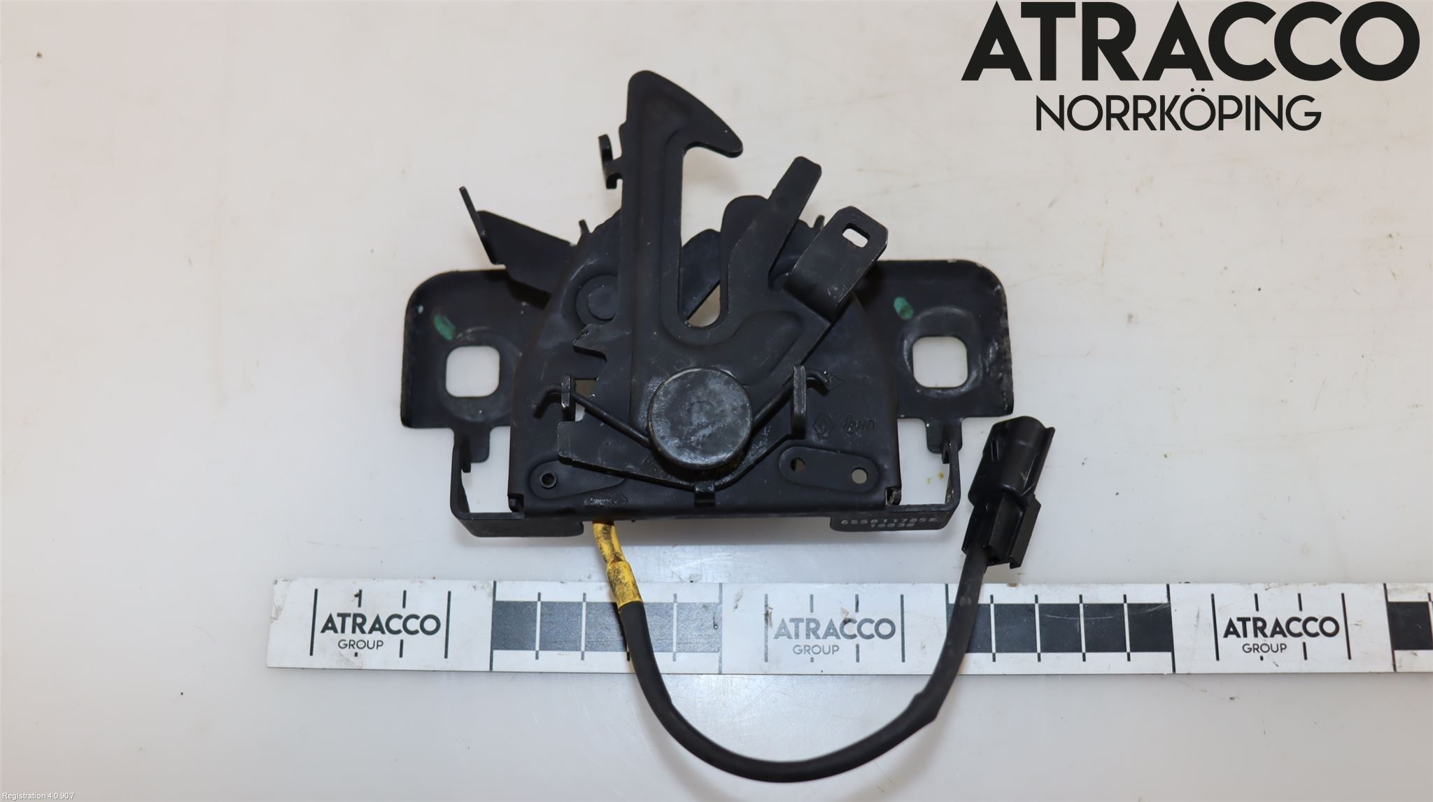 Renault TRAFIC/E-TECH 15- Huvlås