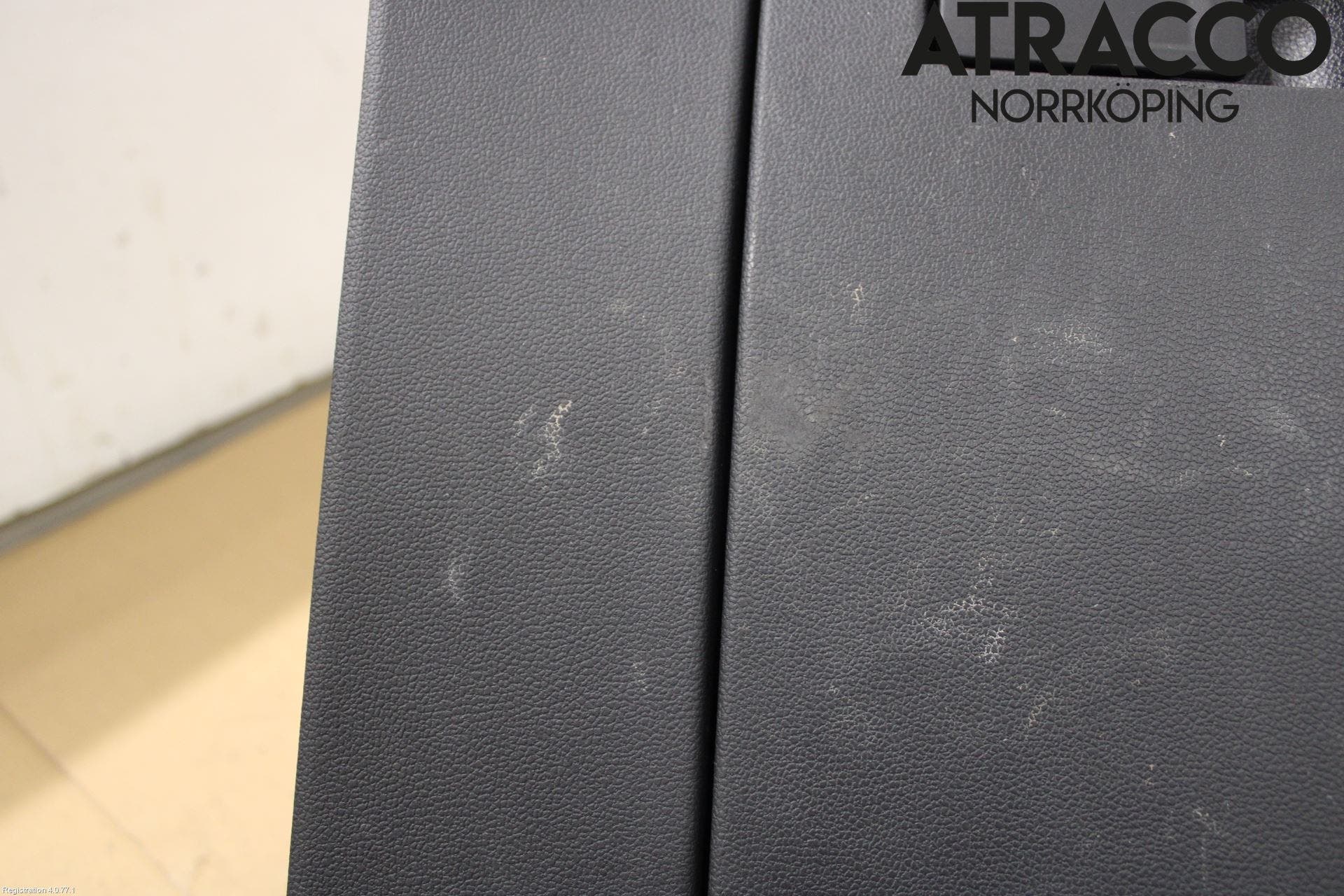 Volkswagen VW POLO VI 18->> Handskfack