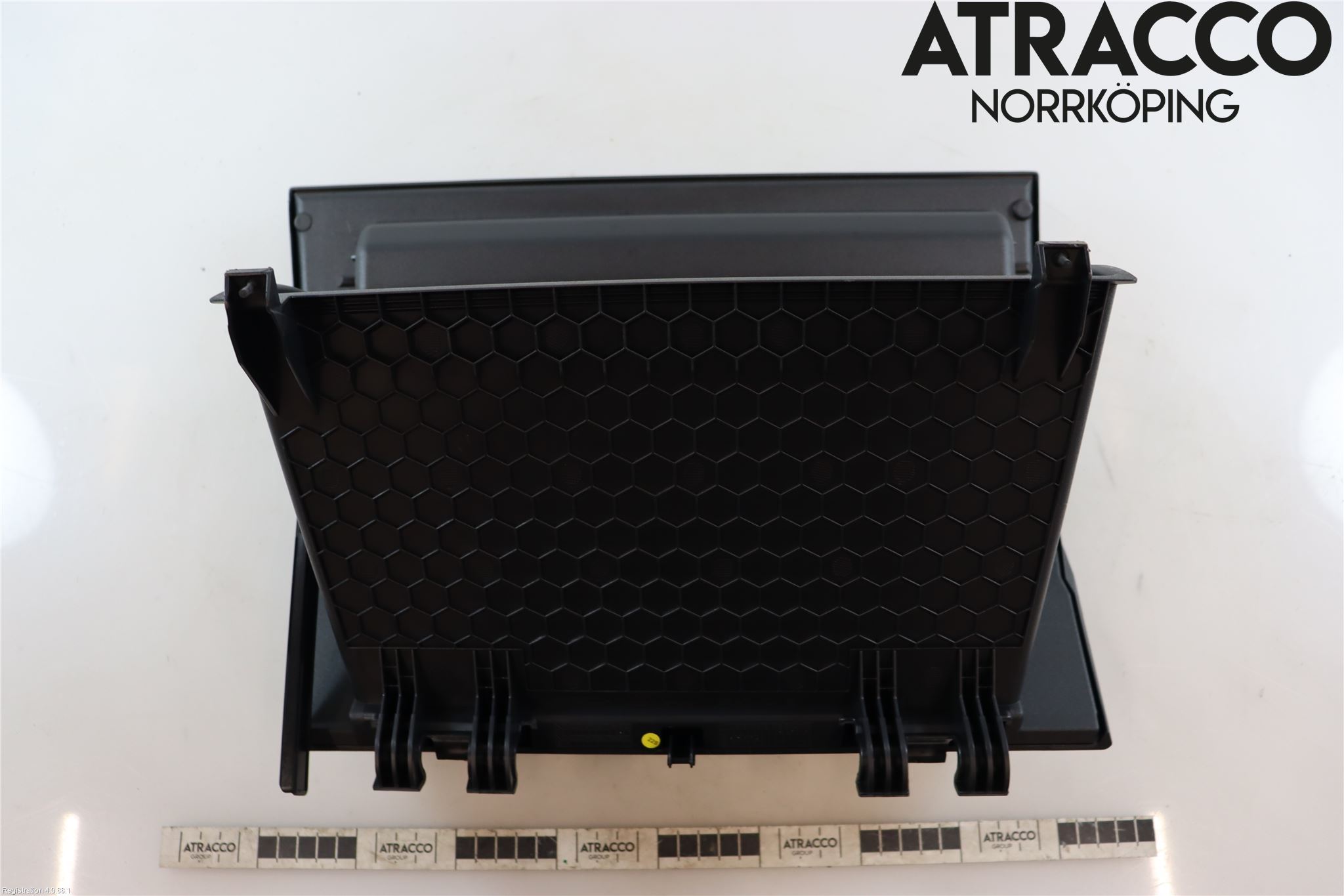 Cupra BORN 22- Handskfack