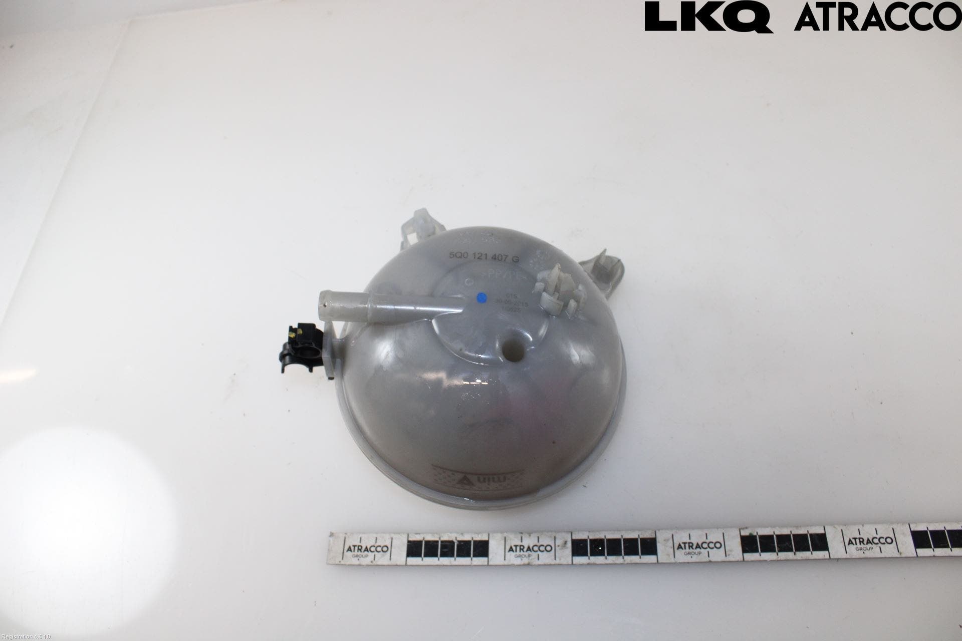 Volkswagen VW PASSAT 15-19 Expansionstank