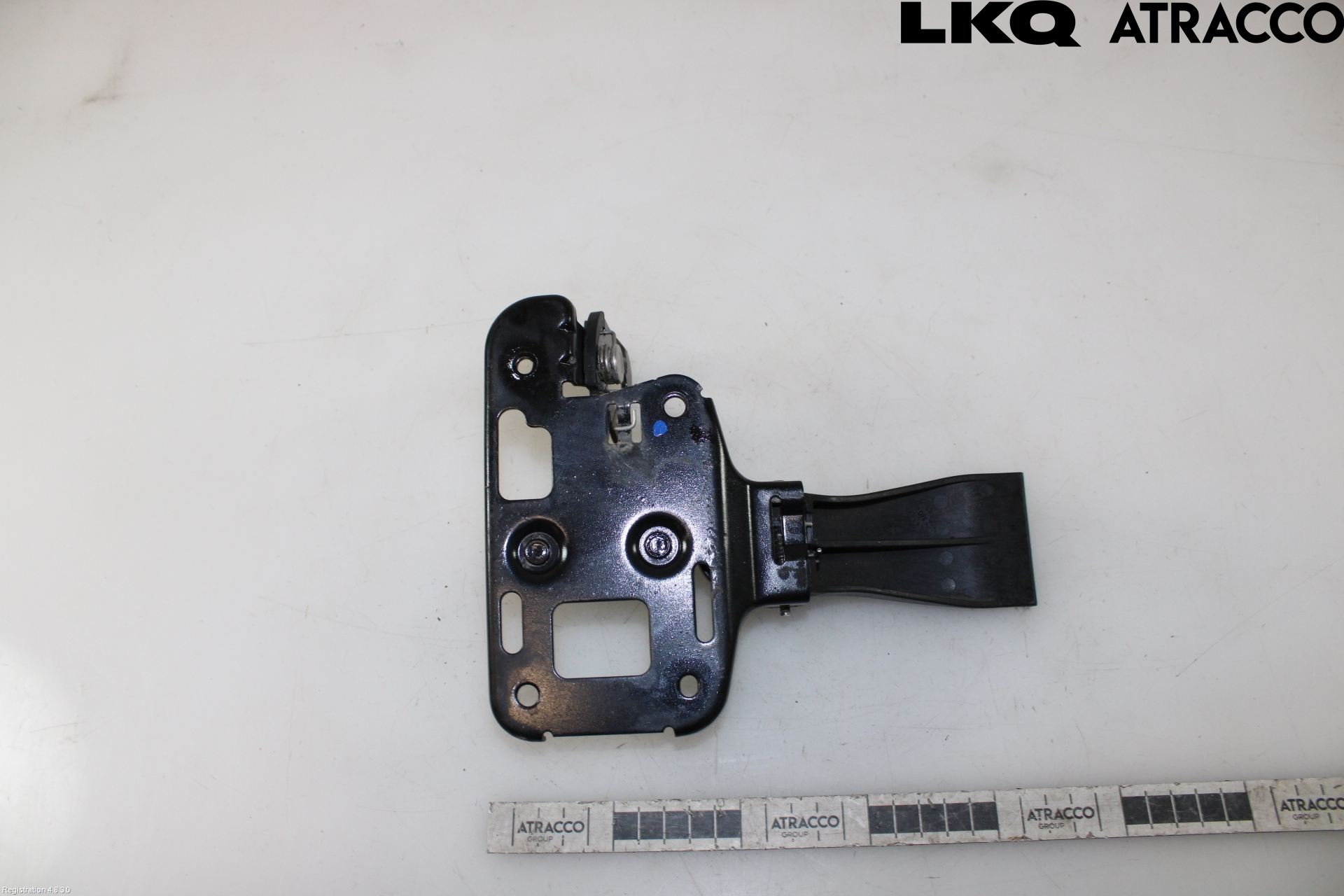 Audi A4 ALLROAD 09-16 Huv Spärr