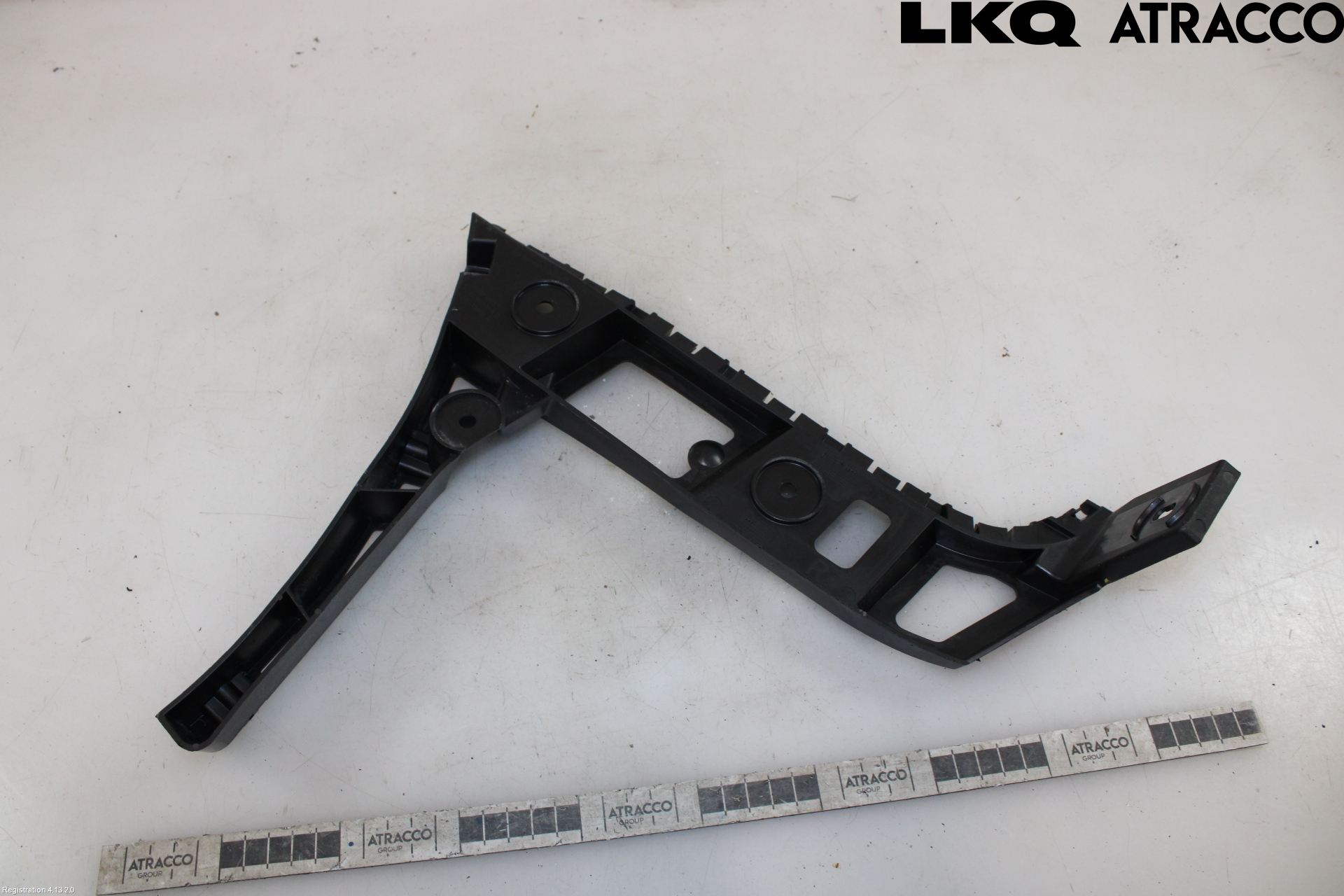 Volkswagen VW TOURAN 10-15 Stötfångarfäste Bak Hö