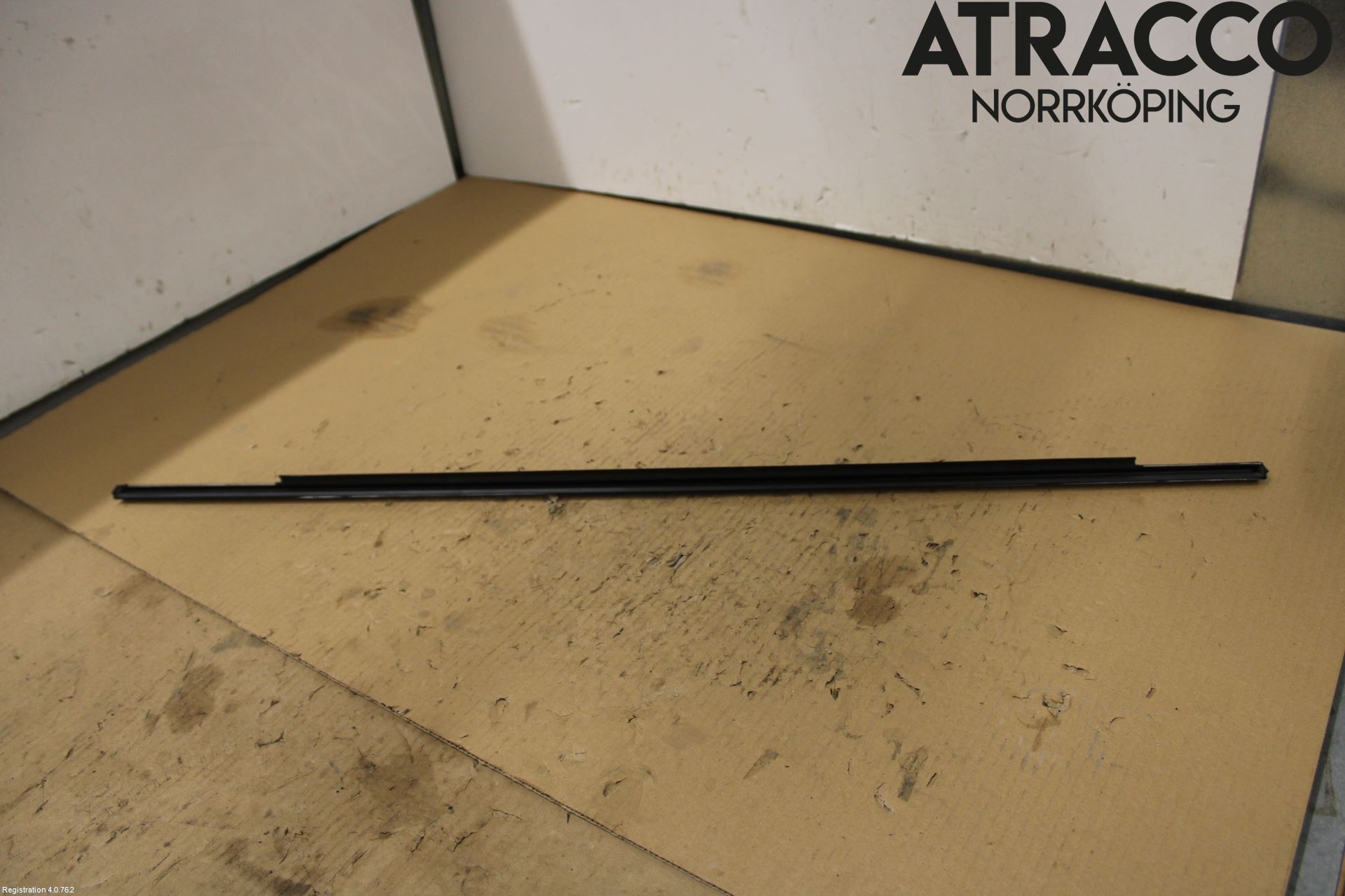 Audi A6 F2/C8 19- Dörr Dekorlist Bak Vä