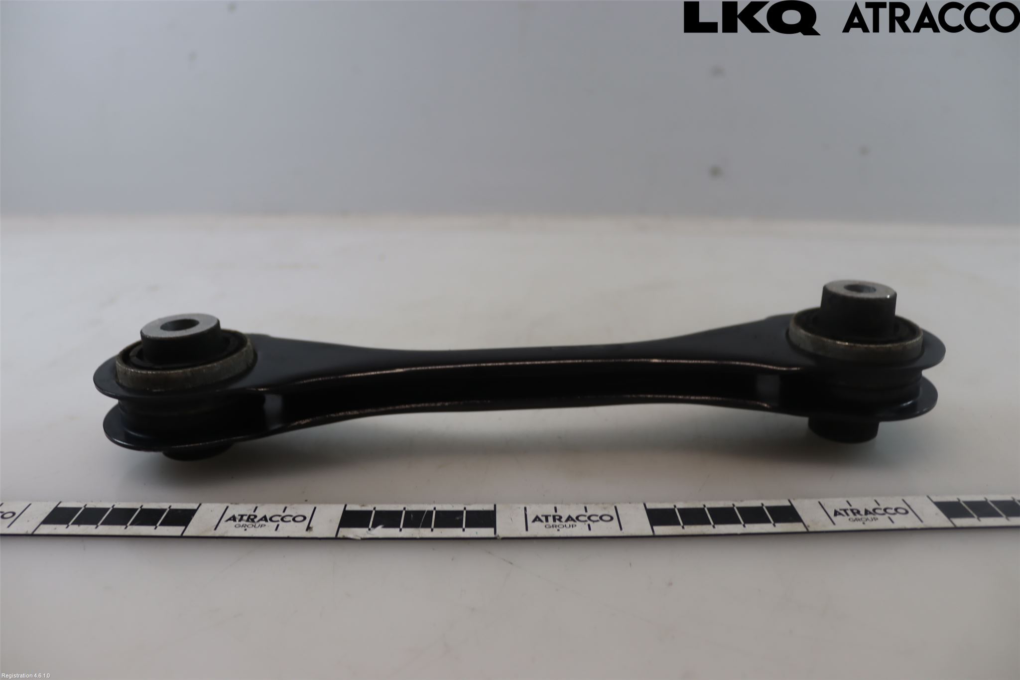 Volkswagen VW ID.4 21- Momentstag Bak