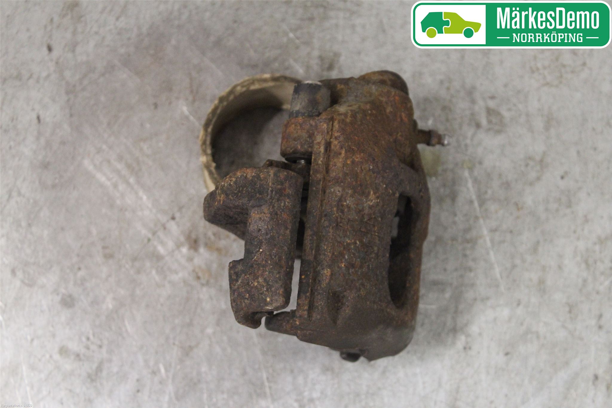 Ford FIESTA     06-08 Bromsok Fram Vänster