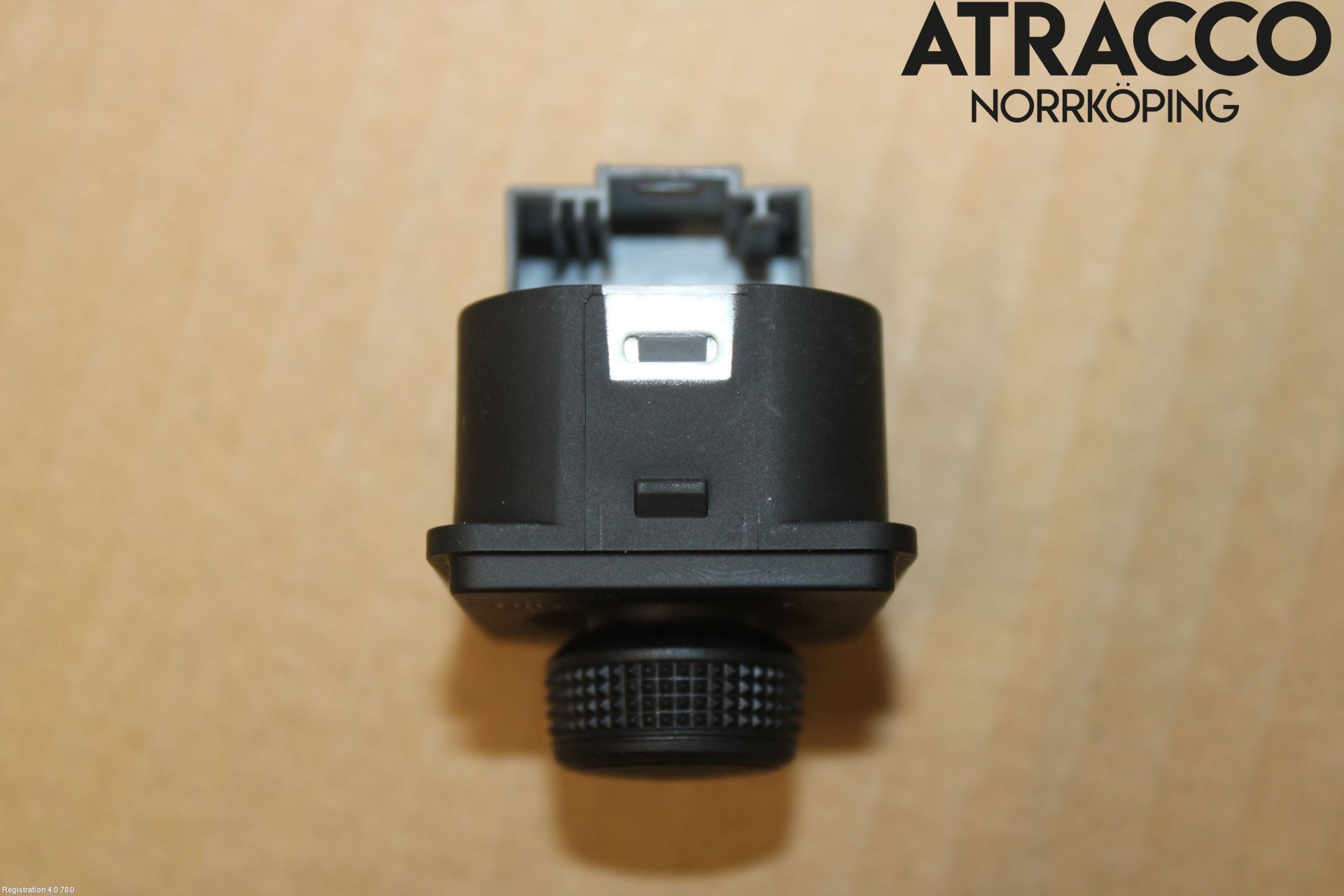 Skoda KAMIQ 20- Strömställare Spegel