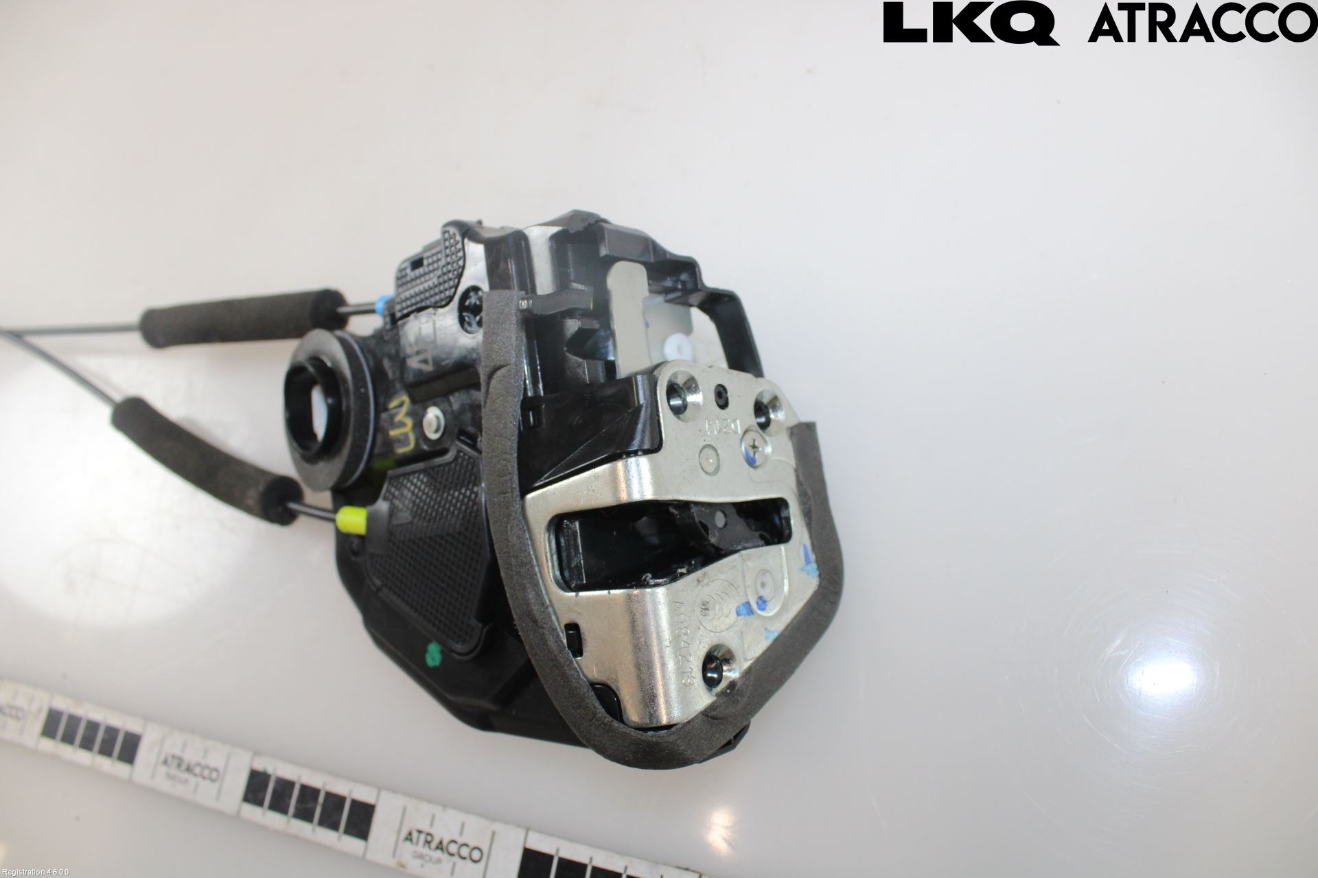 Toyota COROLLA 19- Låskista-Dörrlås