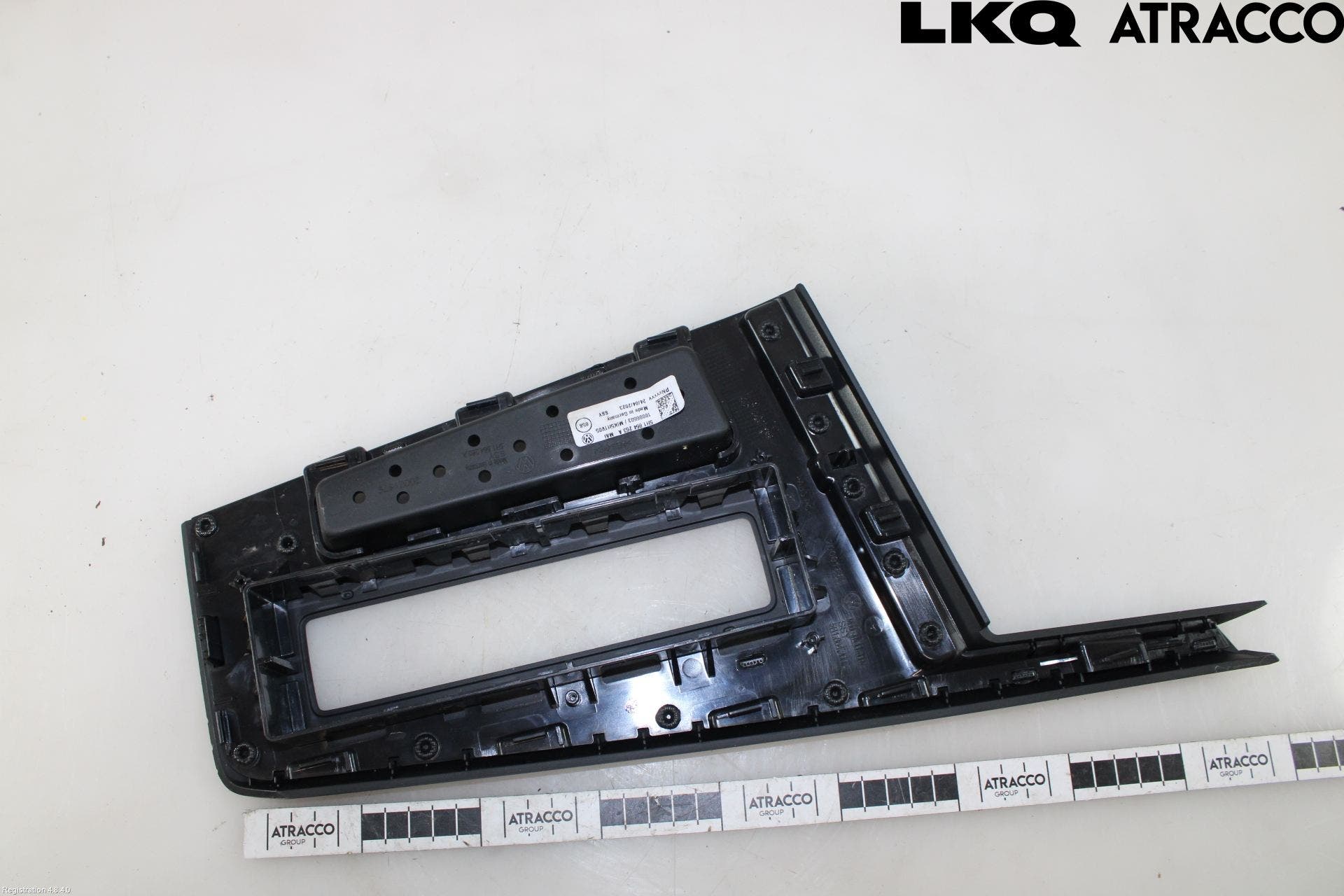 Volkswagen VW GOLF / E-GOLF VIII 20- Inredning Sarg Växelspak