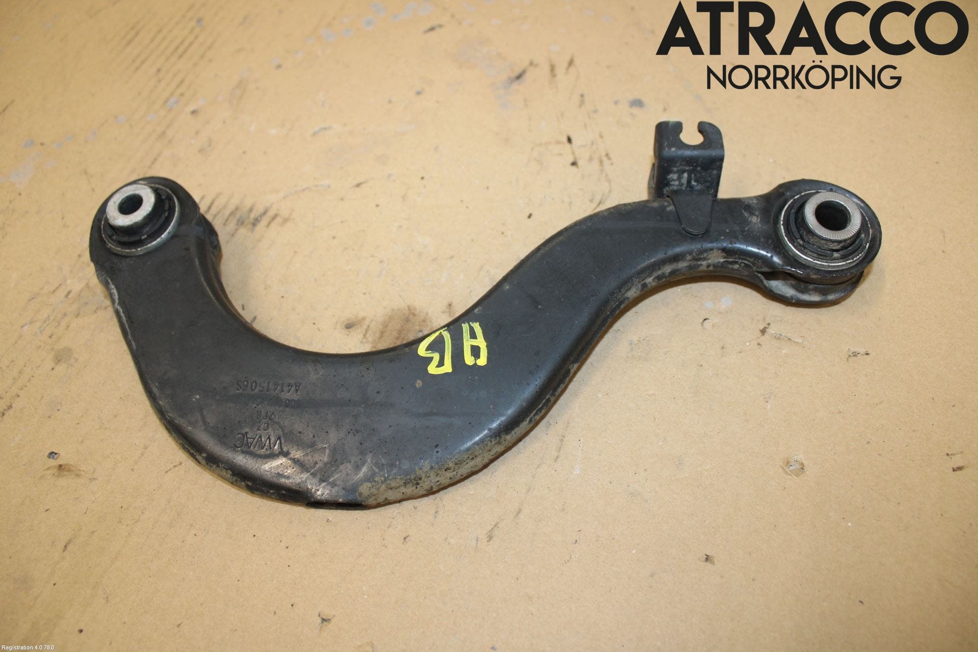 Skoda YETI Bärarm Bak Övre Höger