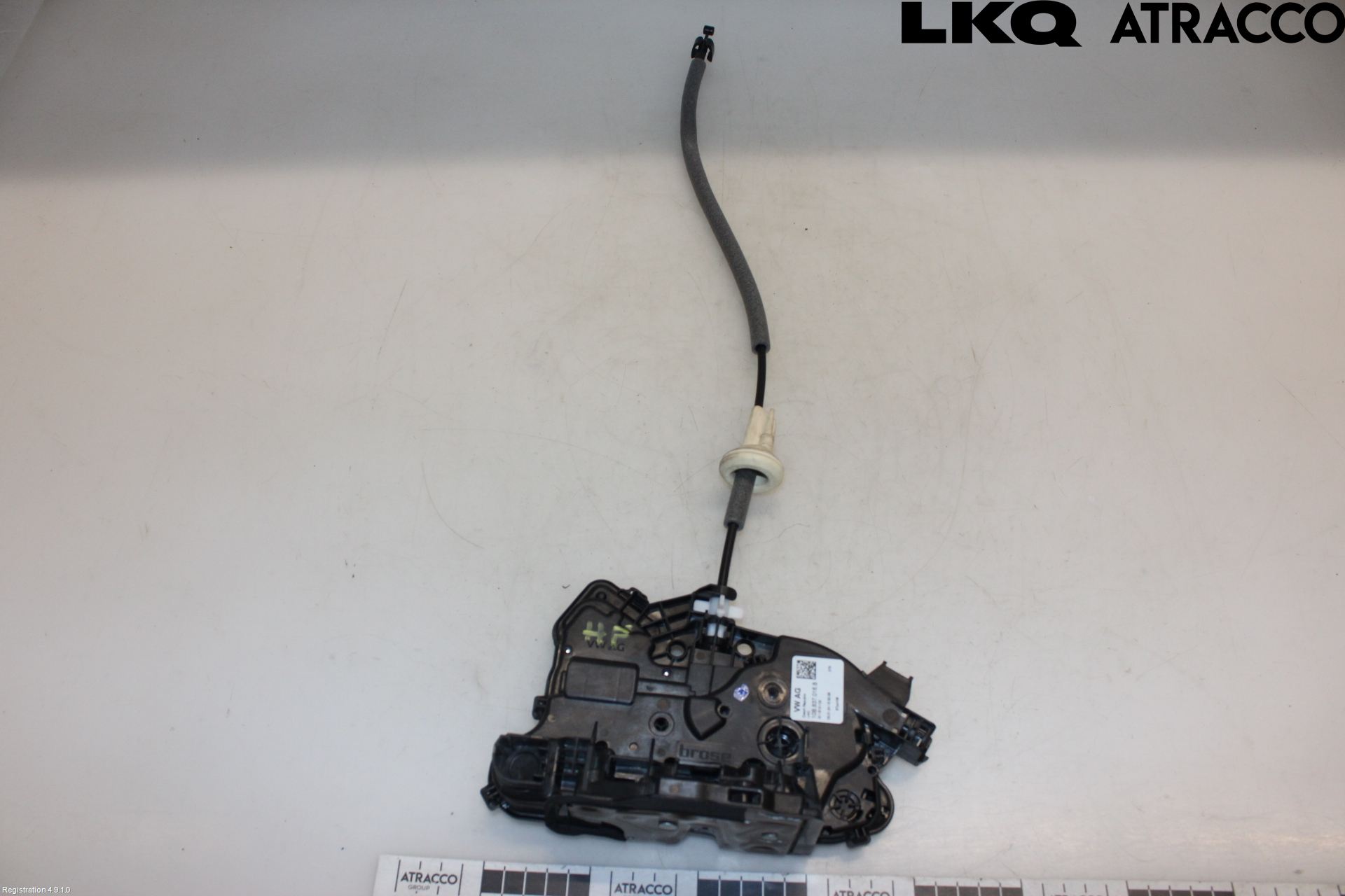 5350 CUPRA BORN 22- Låskista-Dörrlås