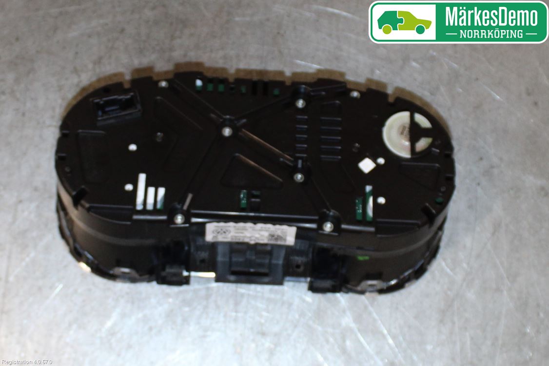 Volkswagen VW POLO 10-17 Instrument Komb
