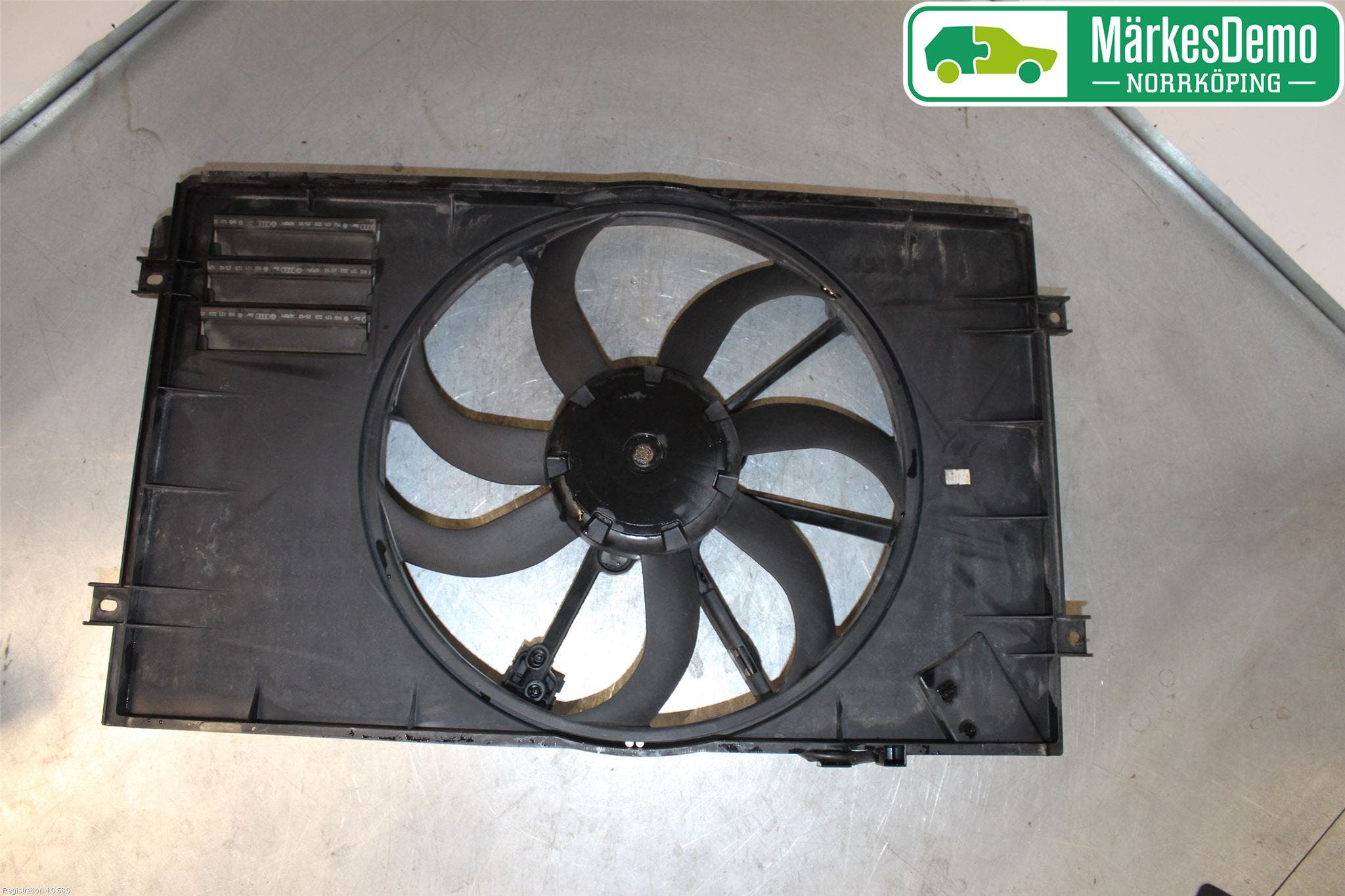 Volkswagen VW GOLF VI 09-13 Kylfläkt El