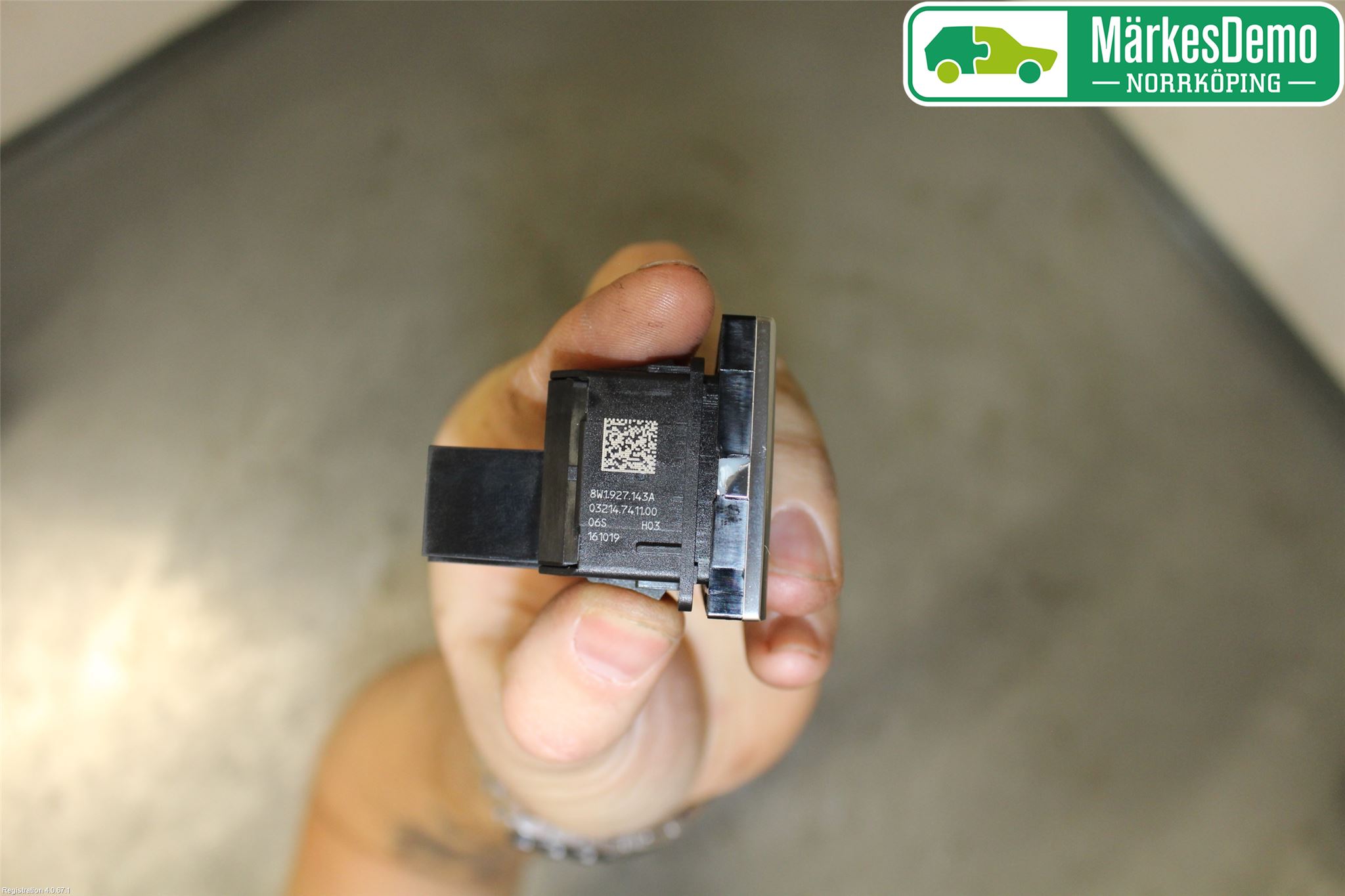 Audi A4/S4 B9 20- Strömställare Övrigt